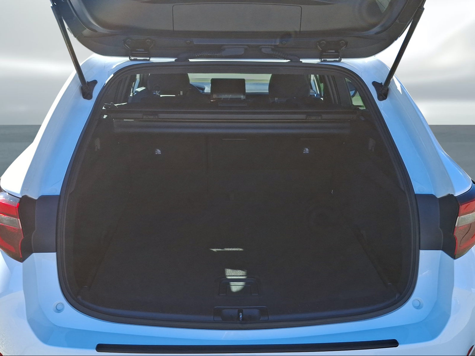 TOYOTA Corolla Touring Sports 1.8 HSD Comfort e-CVT - 13