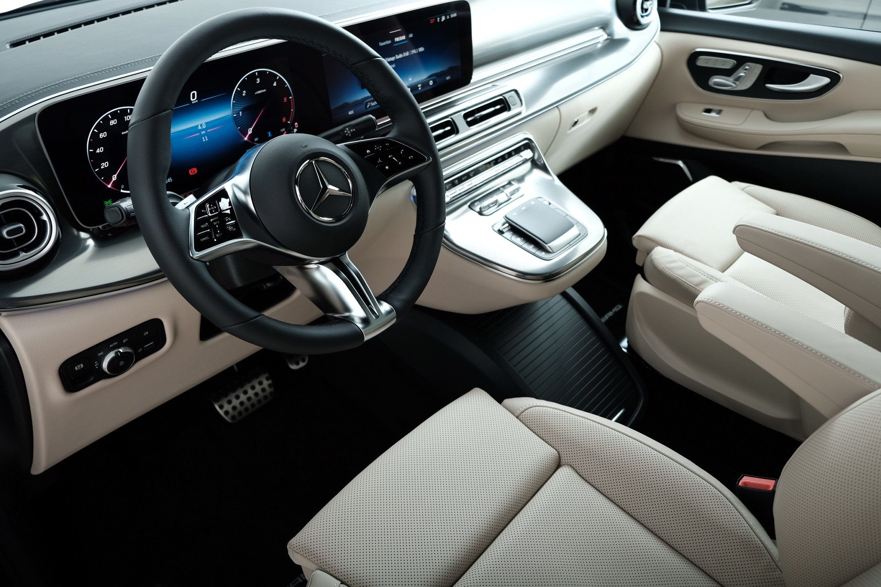 MERCEDES-BENZ V 300 d lang Exclusive 4Matic 9G-Tronic - 9