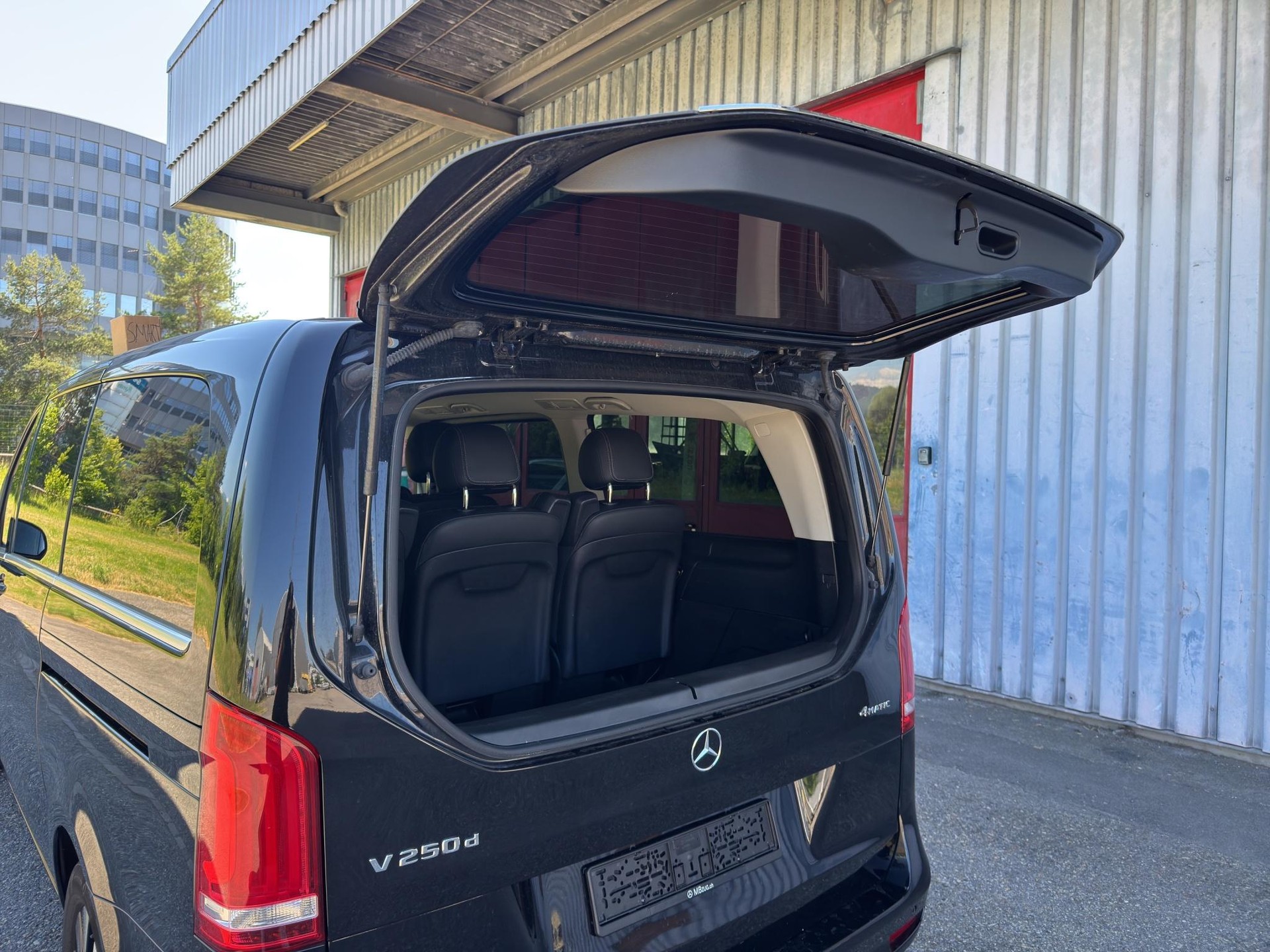 MERCEDES-BENZ V 250 d Avantgarde lang 4matic Van - 20