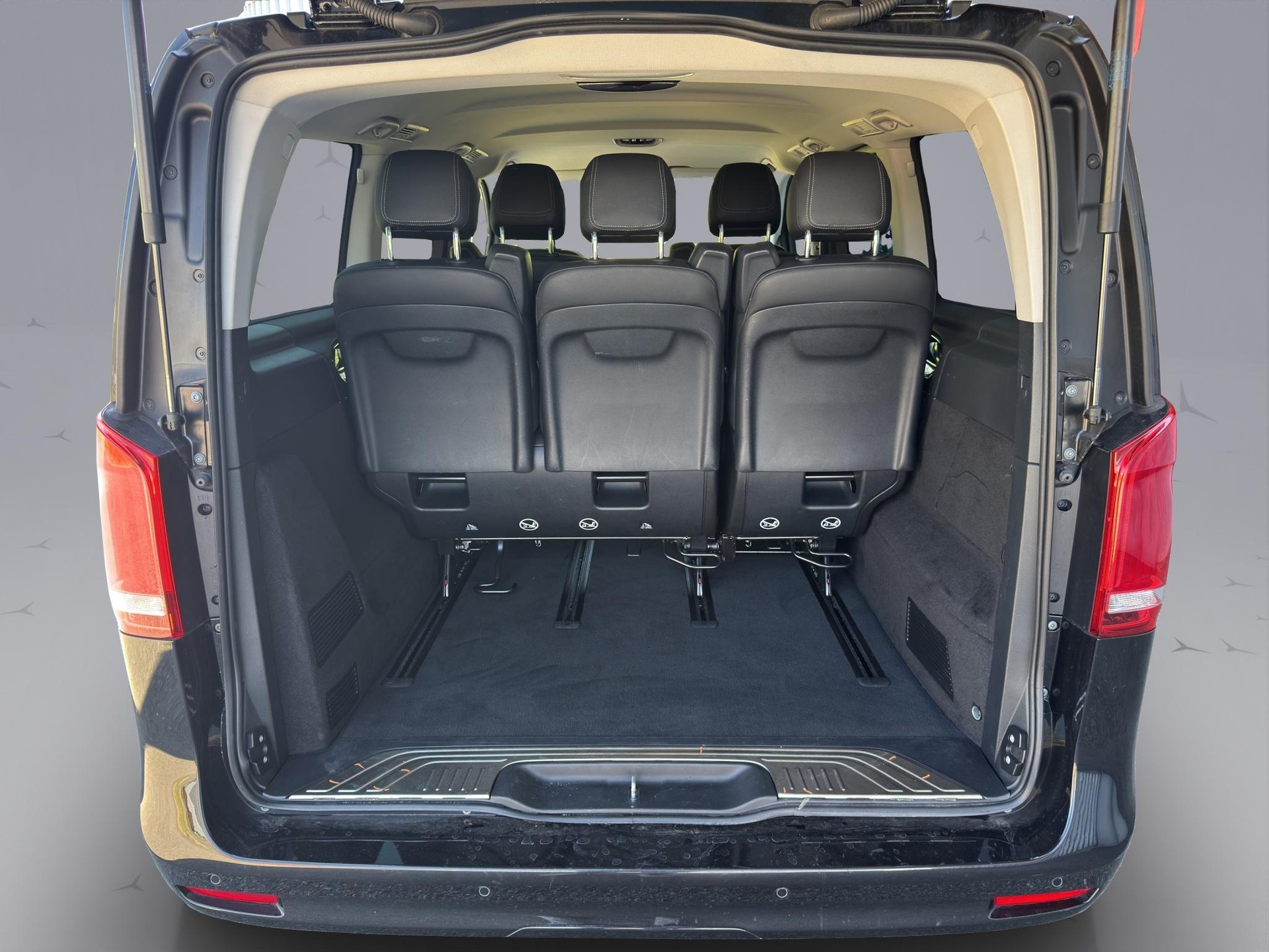 MERCEDES-BENZ V 250 d Avantgarde lang 4matic Van - 19