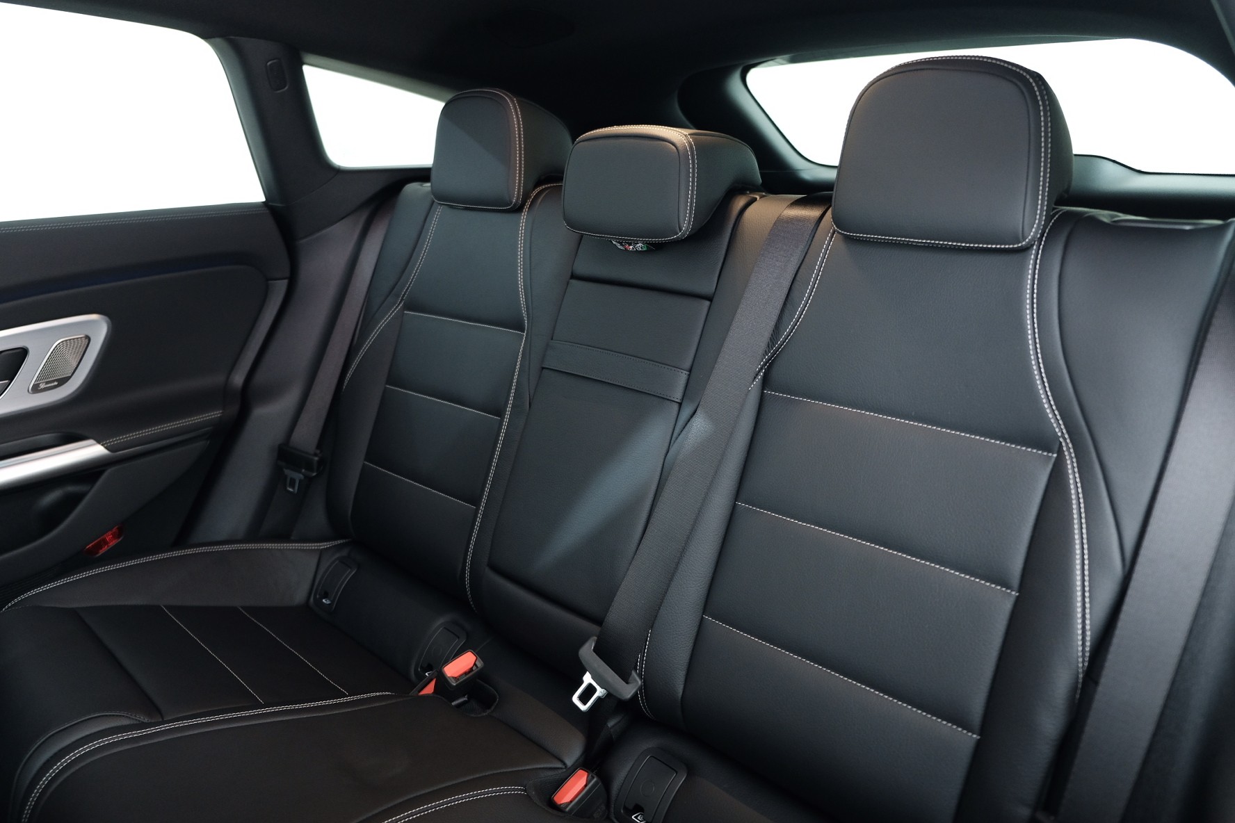 MERCEDES-BENZ CLA 350 4 Matic 85 kWh EQ - 10