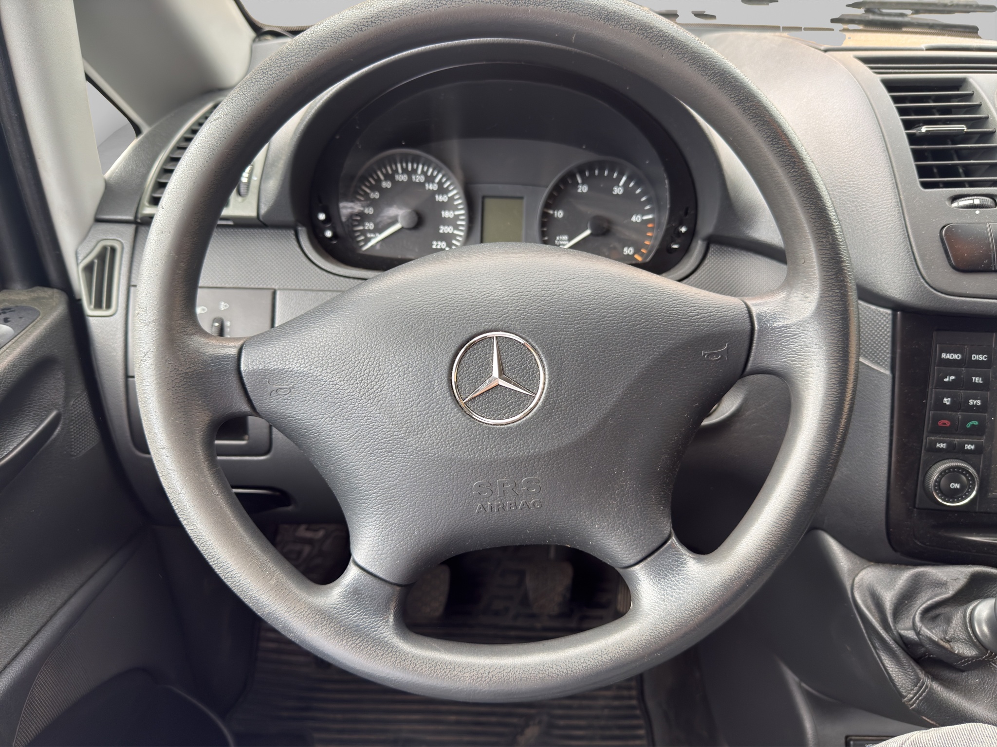 MERCEDES-BENZ VITO 9