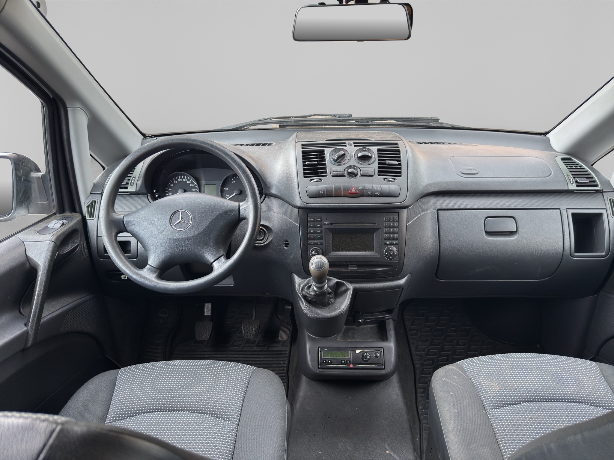 MERCEDES-BENZ VITO 10