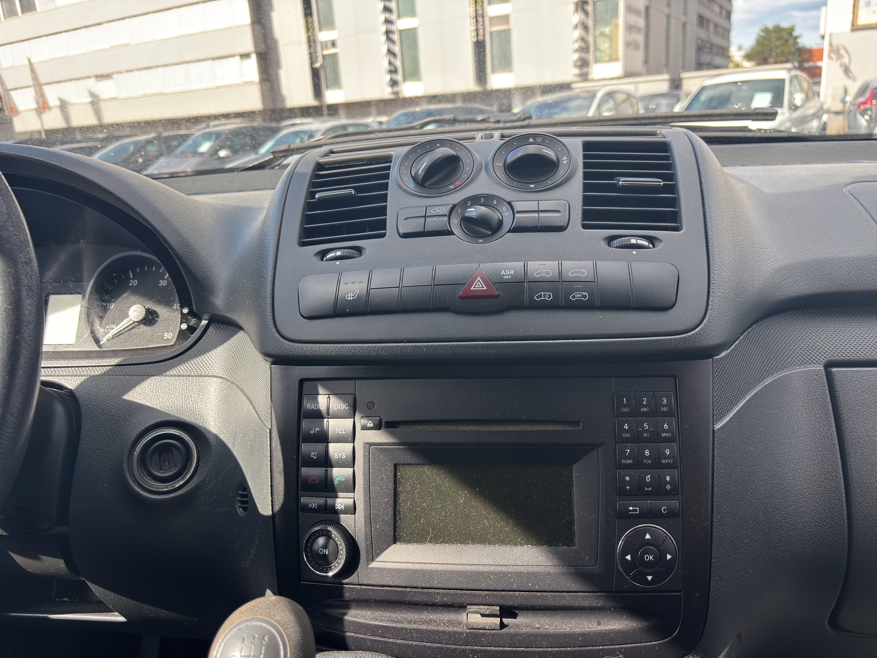 MERCEDES-BENZ VITO 13