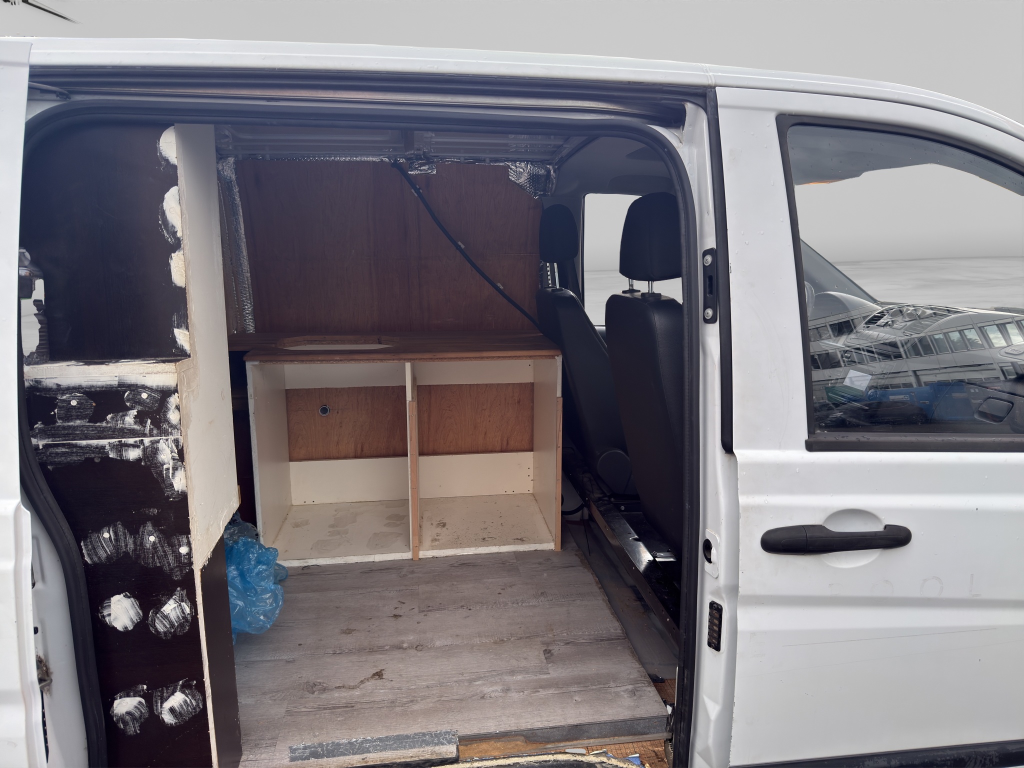 MERCEDES-BENZ VITO 11