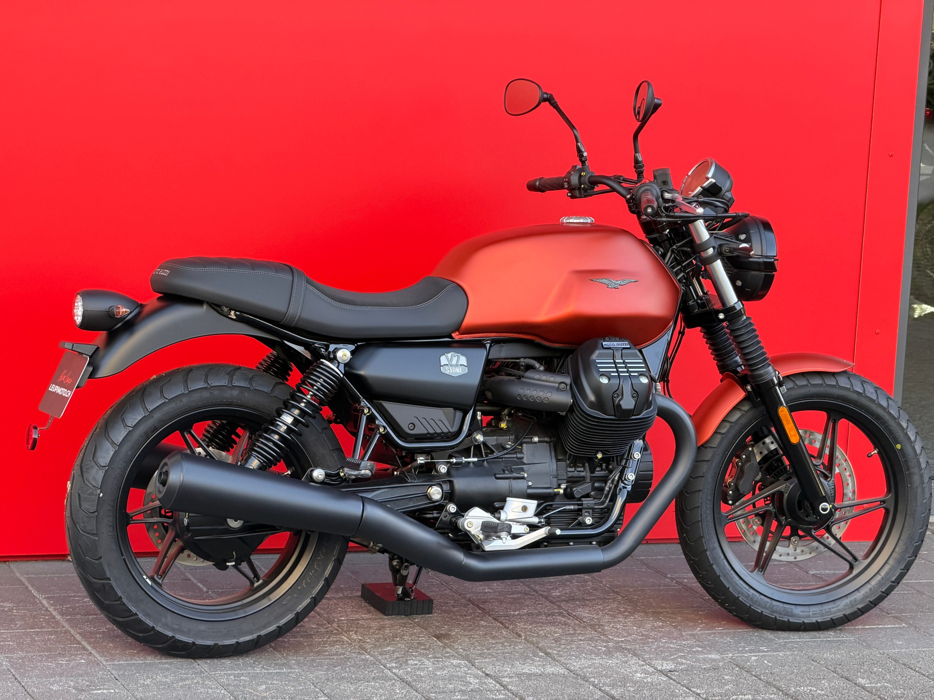 MOTO GUZZI V7 IV 850 Stone - 14