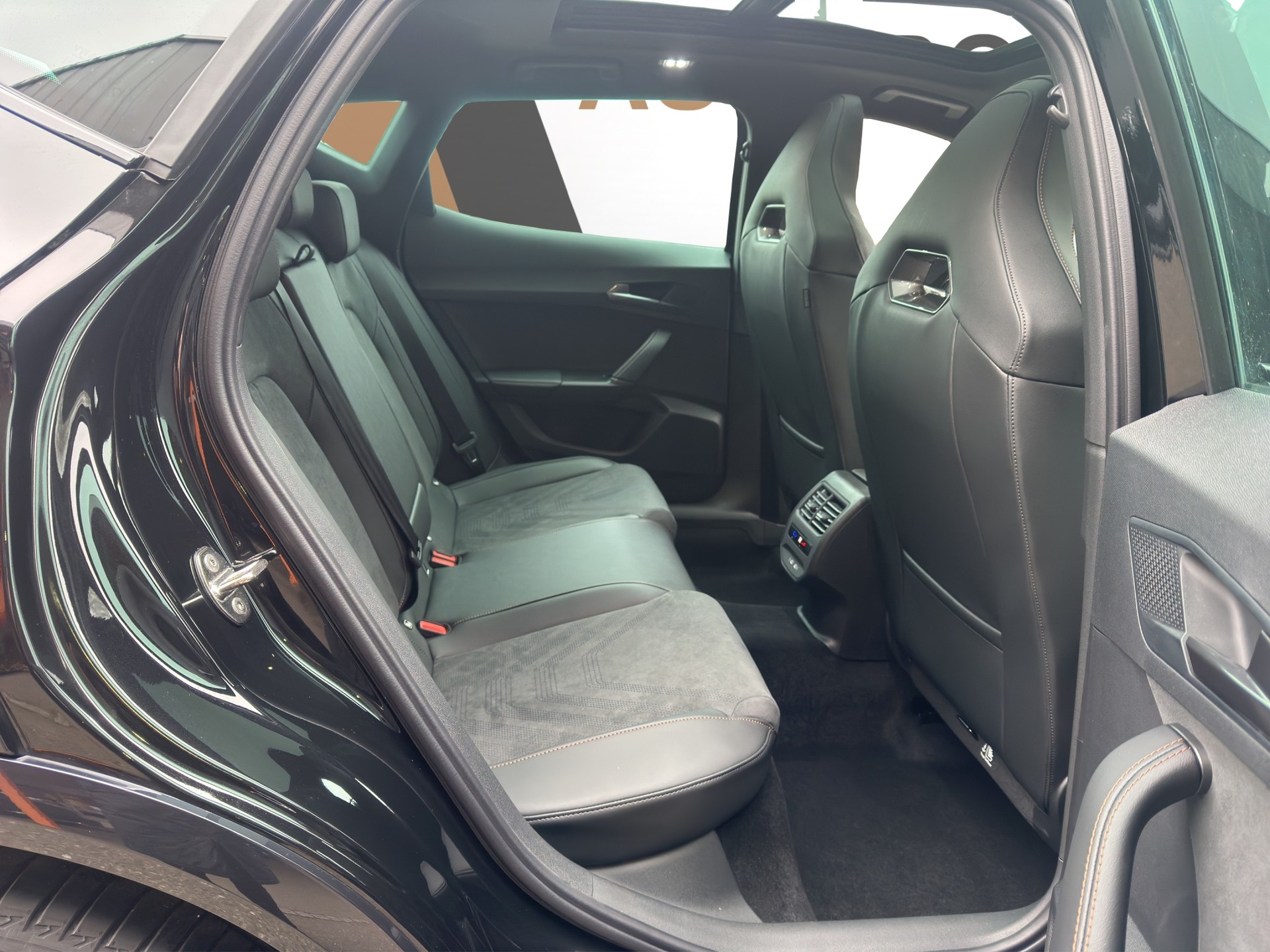 CUPRA Formentor 2.0TSI VZ 4Drive DSG Sky Sennheiser - 12