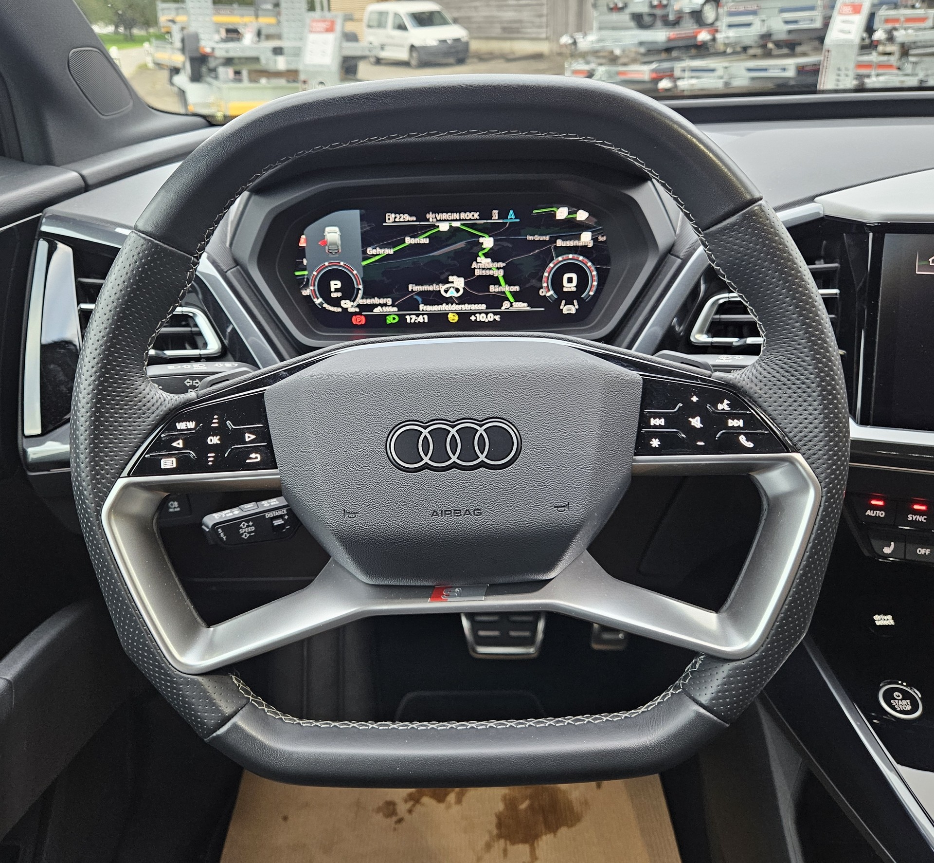 AUDI Q4 Sportback e-tron 50 S-Line quattro Modell 2024 mit Anhängerkupplung - 18