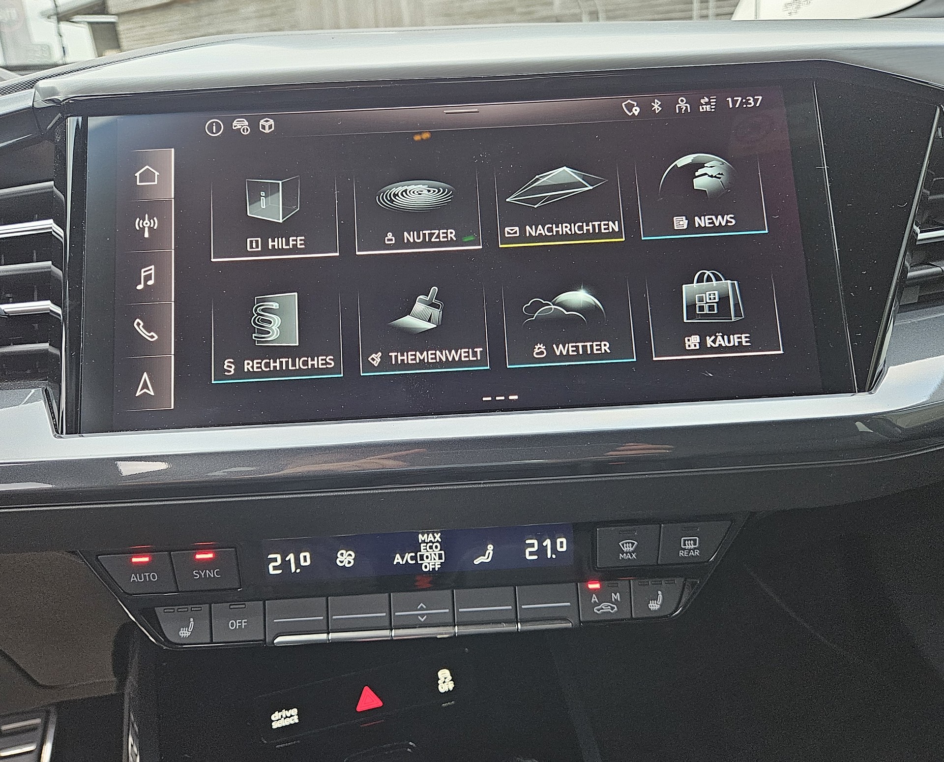 AUDI Q4 Sportback e-tron 50 S-Line quattro Modell 2024 mit Anhängerkupplung - 21