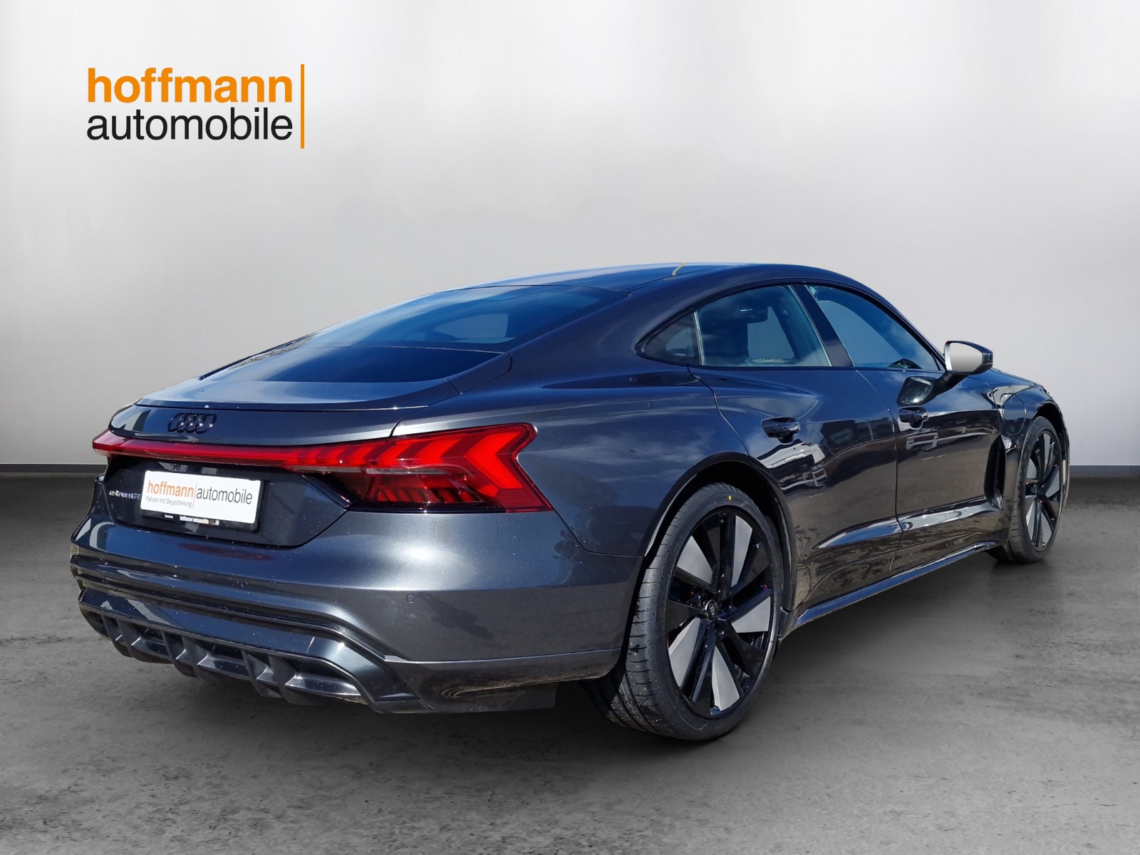 AUDI e-tron GT quattro - 4