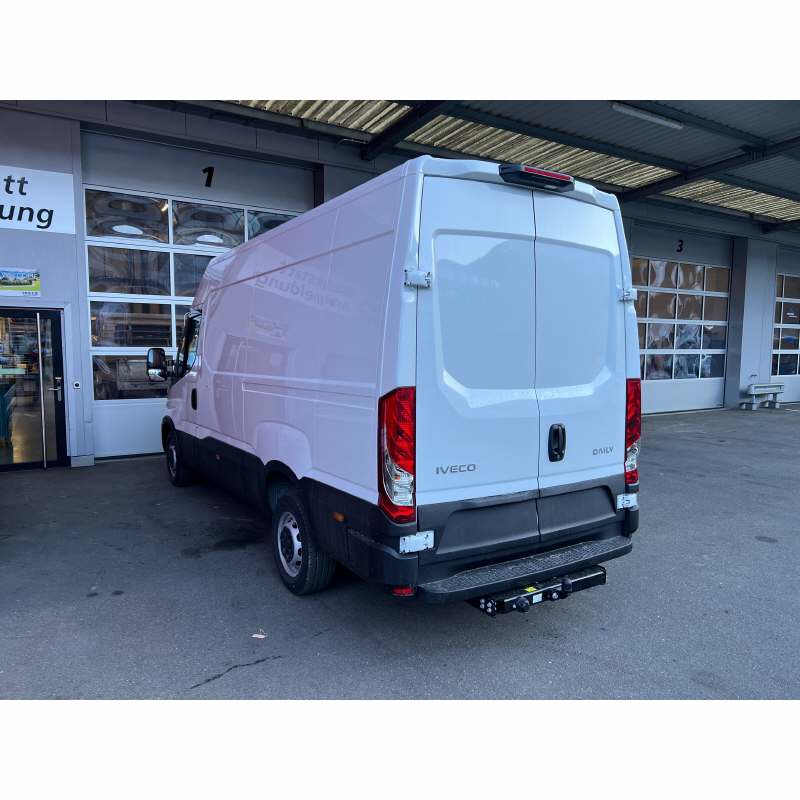 IVECO Daily 35S18HA8V Kaw.3520L H2 3.0 HPI 180 - 2