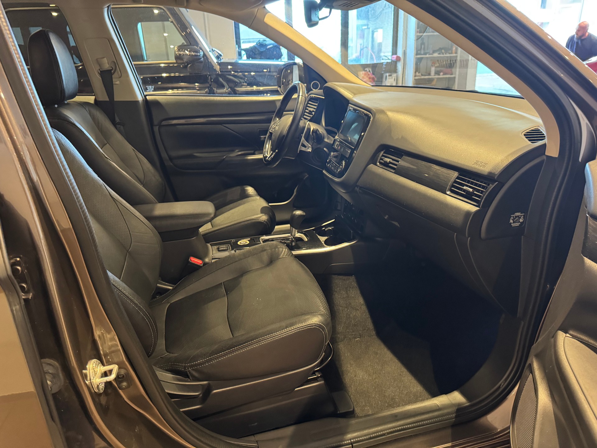 MITSUBISHI Outlander 2.2 DID Diamond Anniversary - 6