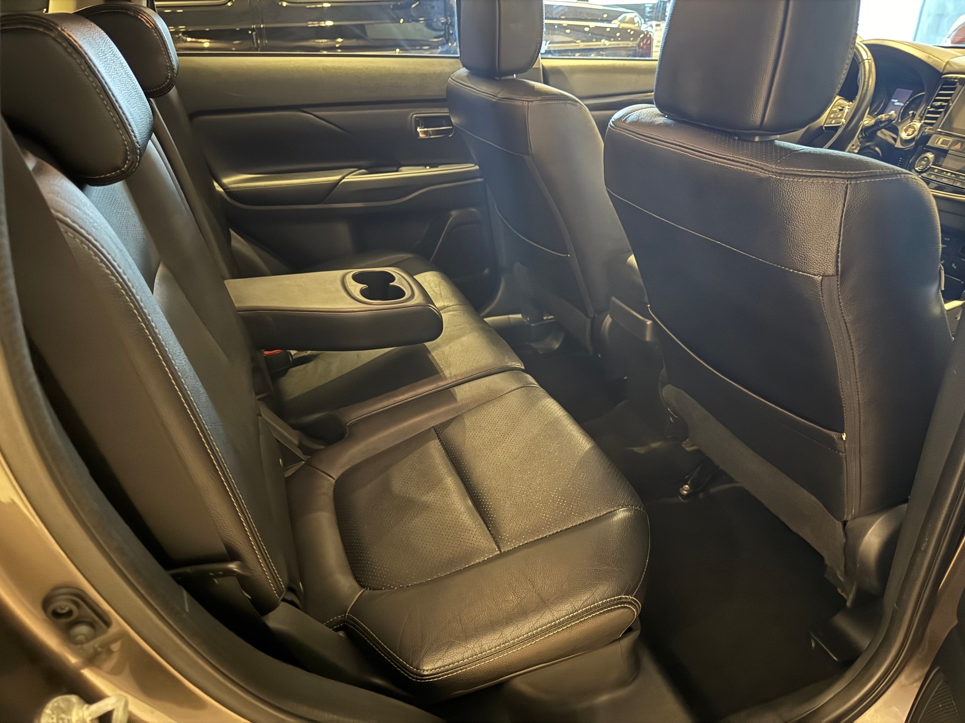 MITSUBISHI Outlander 2.2 DID Diamond Anniversary - 8