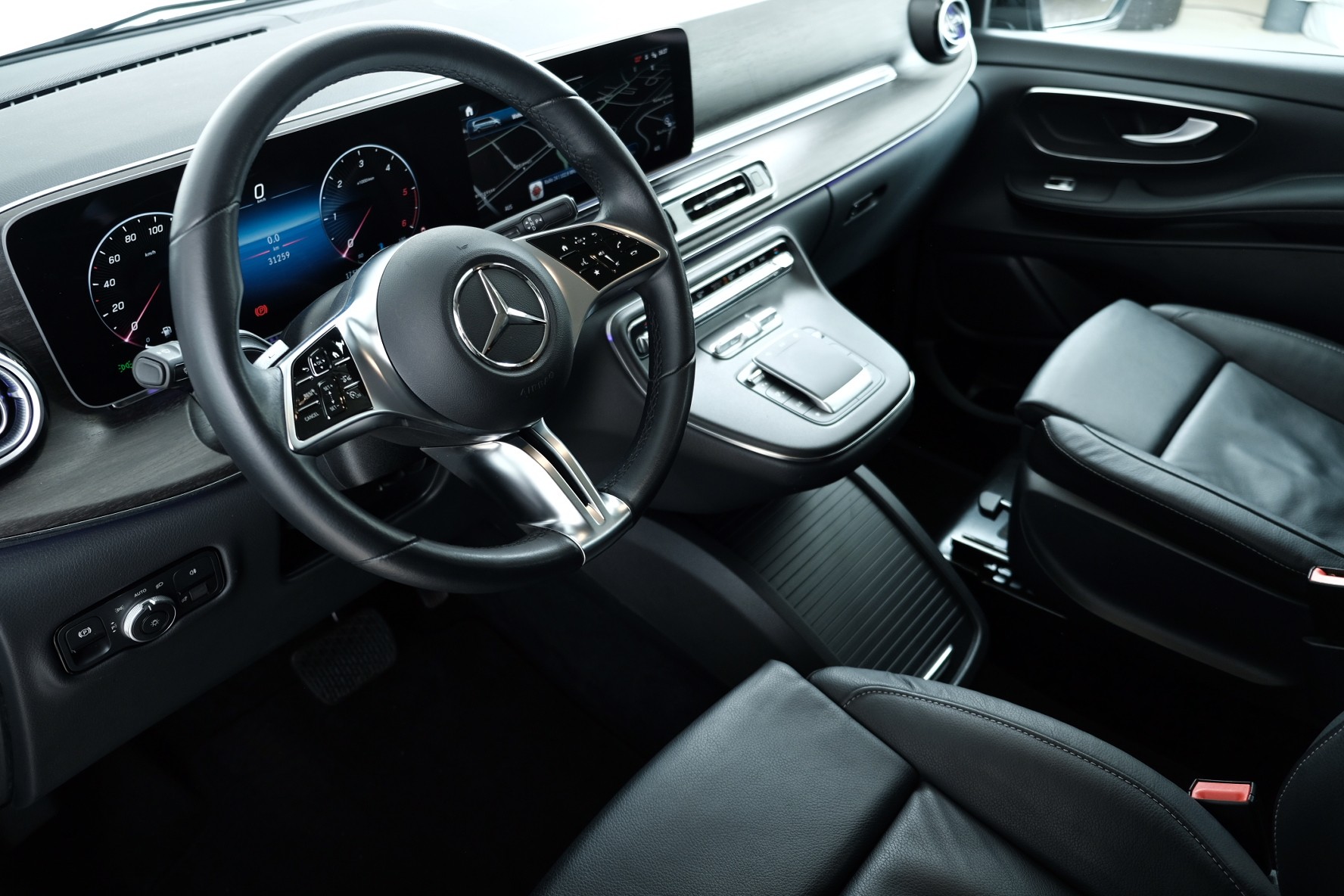 MERCEDES-BENZ V 250 d lang Avantgarde 4Matic G-Tronic - 9