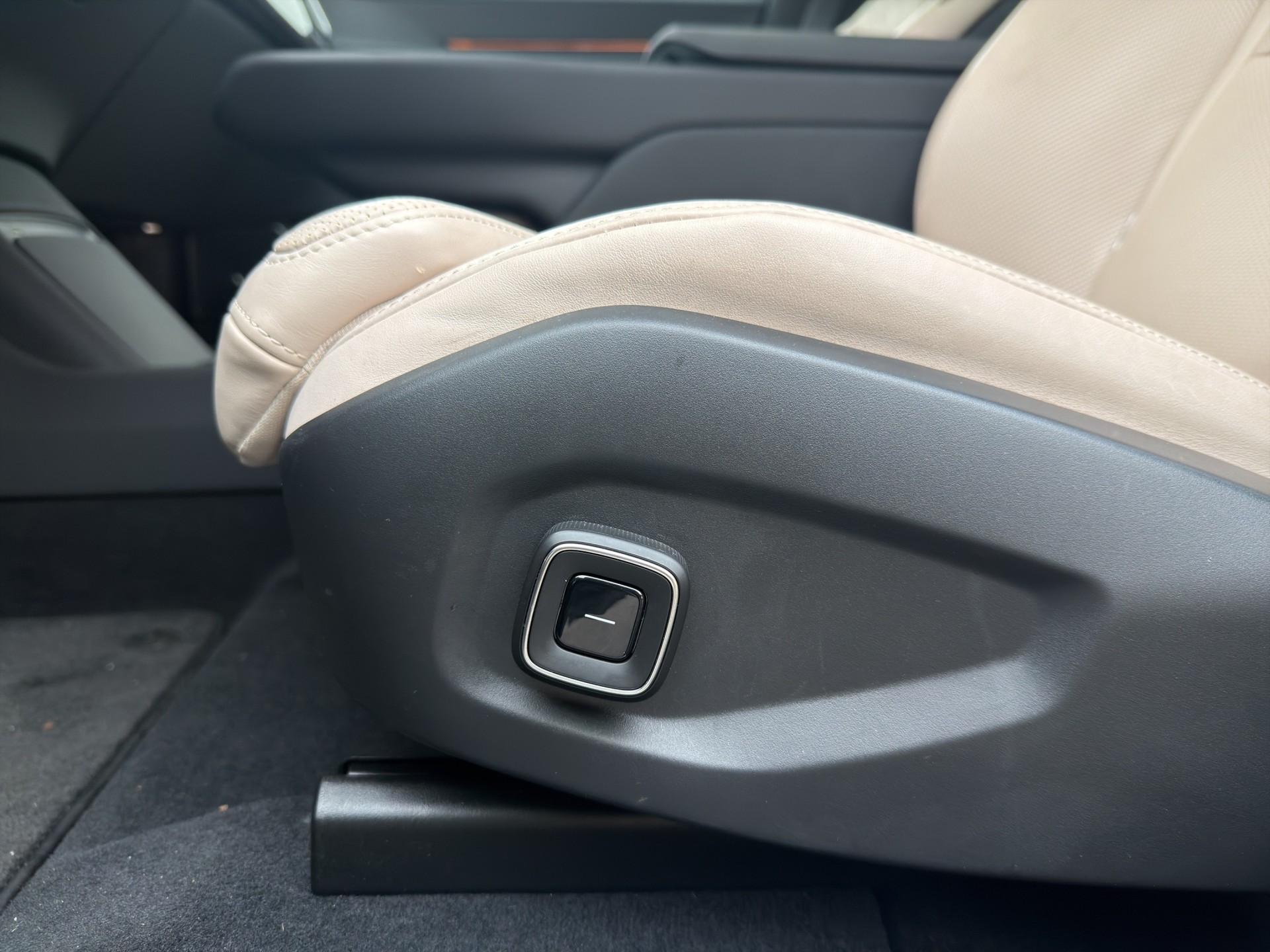 POLESTAR 3 Long Range Dual Motor - 24