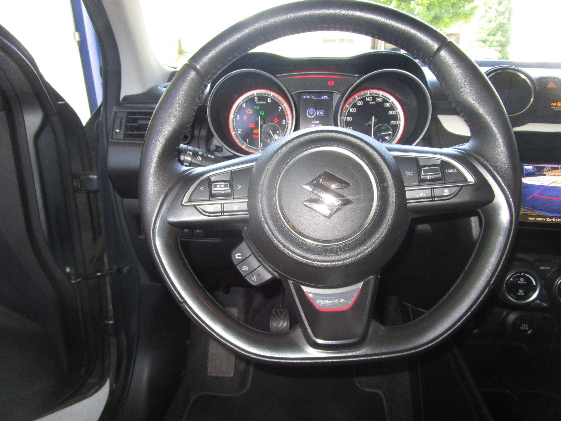 SUZUKI Swift 1.2i 16V SHVS Piz Sulai Top Hybrid Allgri4x4 - 11