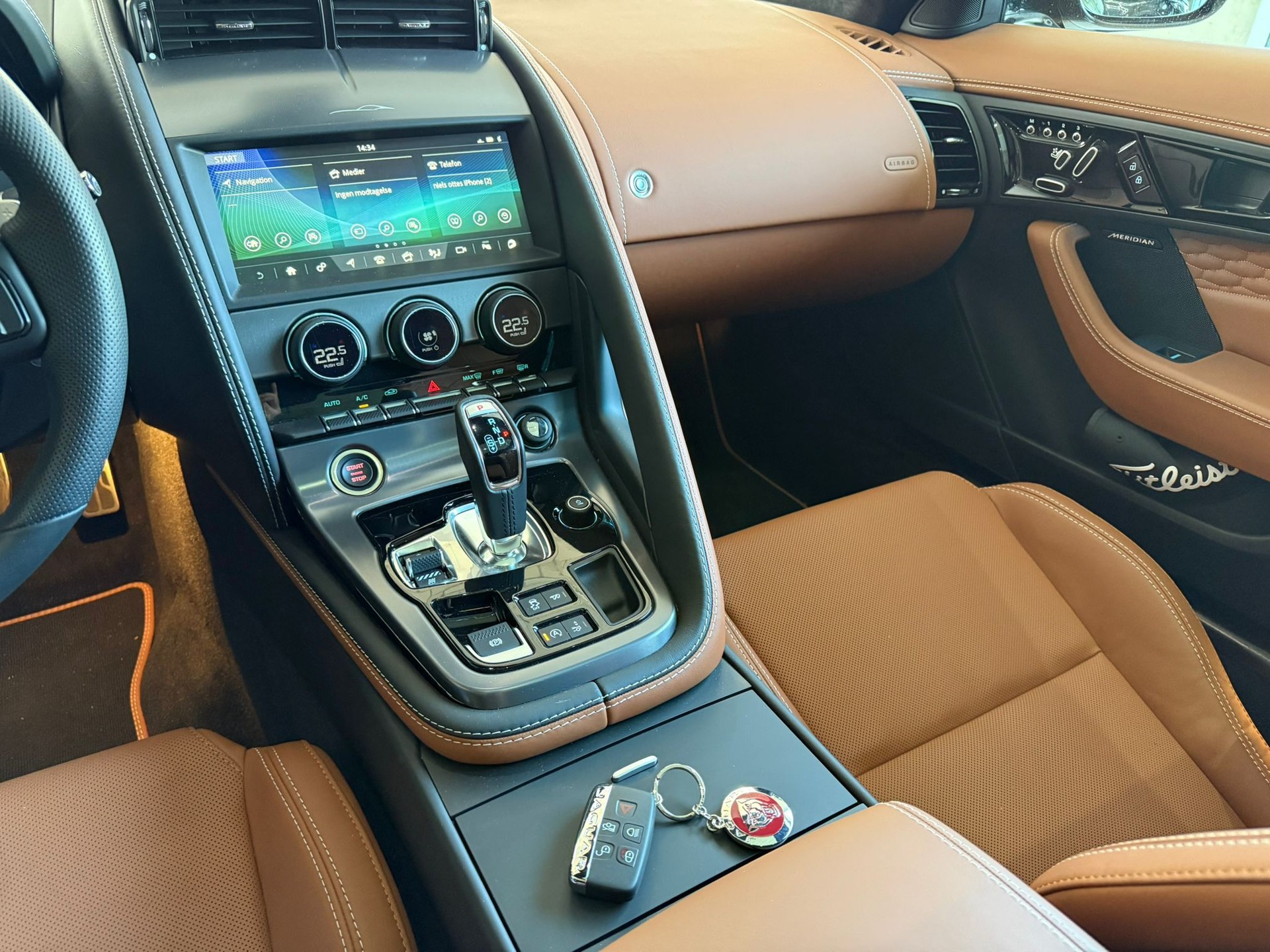 JAGUAR F-Type Coupé 5.0 V8 R75 Automatik AWD - 9