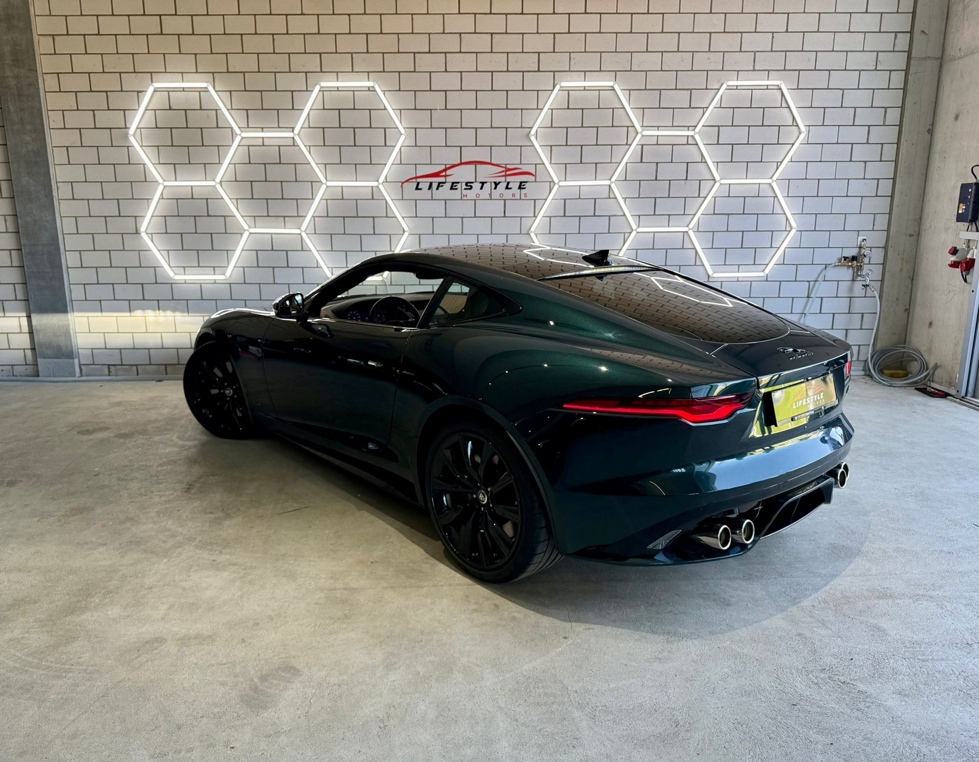 JAGUAR F-Type Coupé 5.0 V8 R75 Automatik AWD - 3