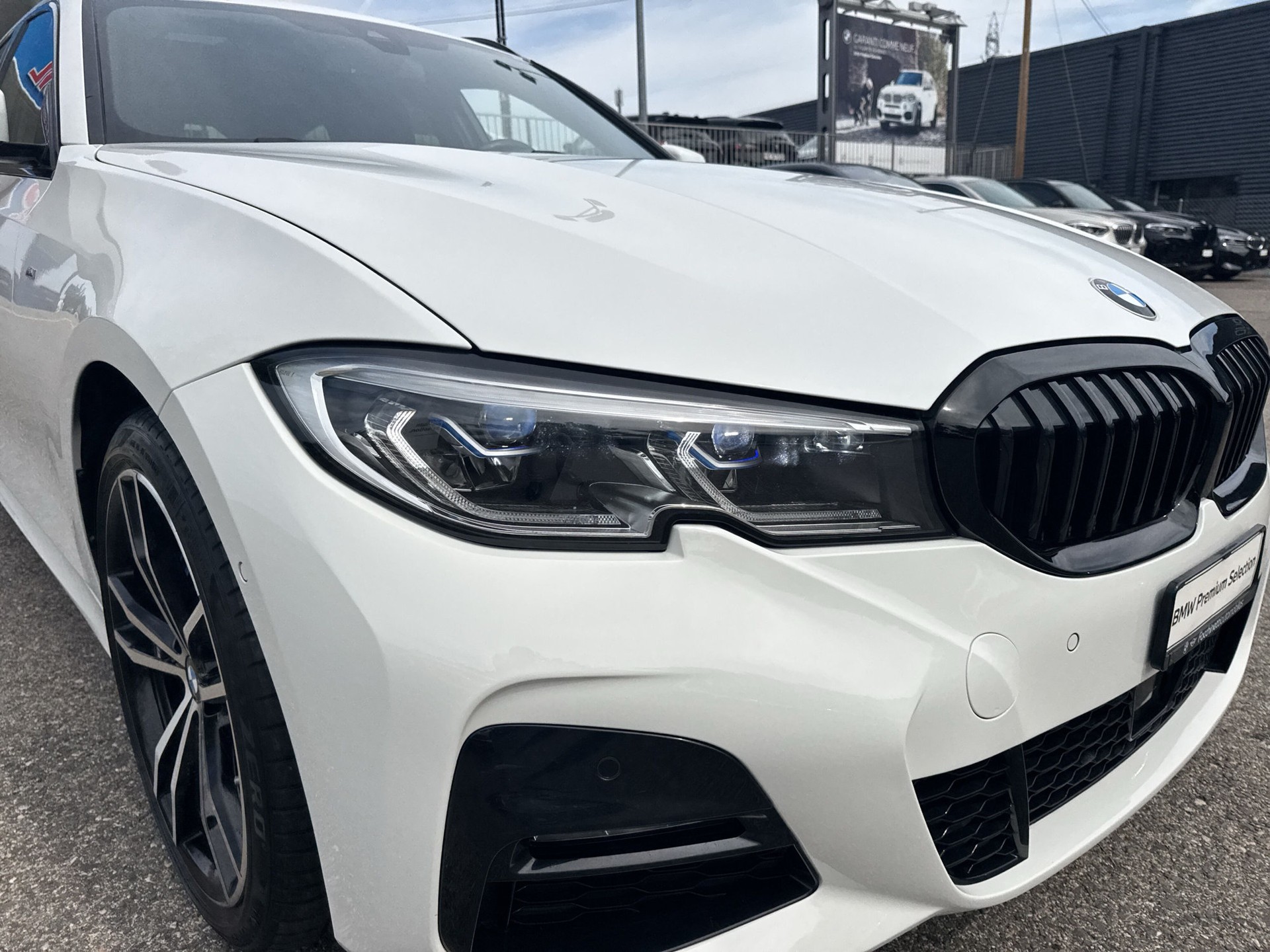 BMW 330d xDrive 48V Touring M Sport Steptronic - 18