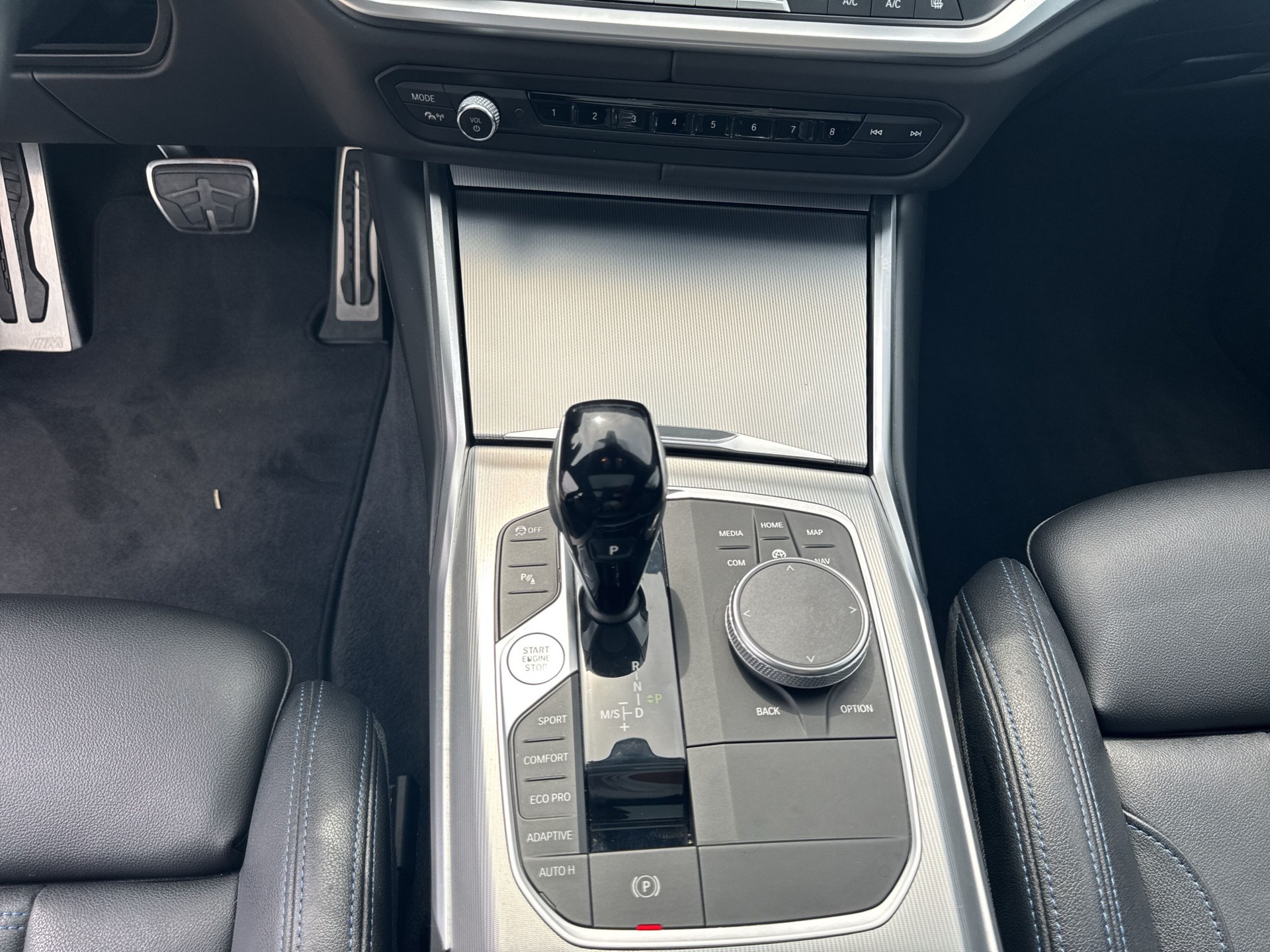 BMW 330d xDrive 48V Touring M Sport Steptronic - 13