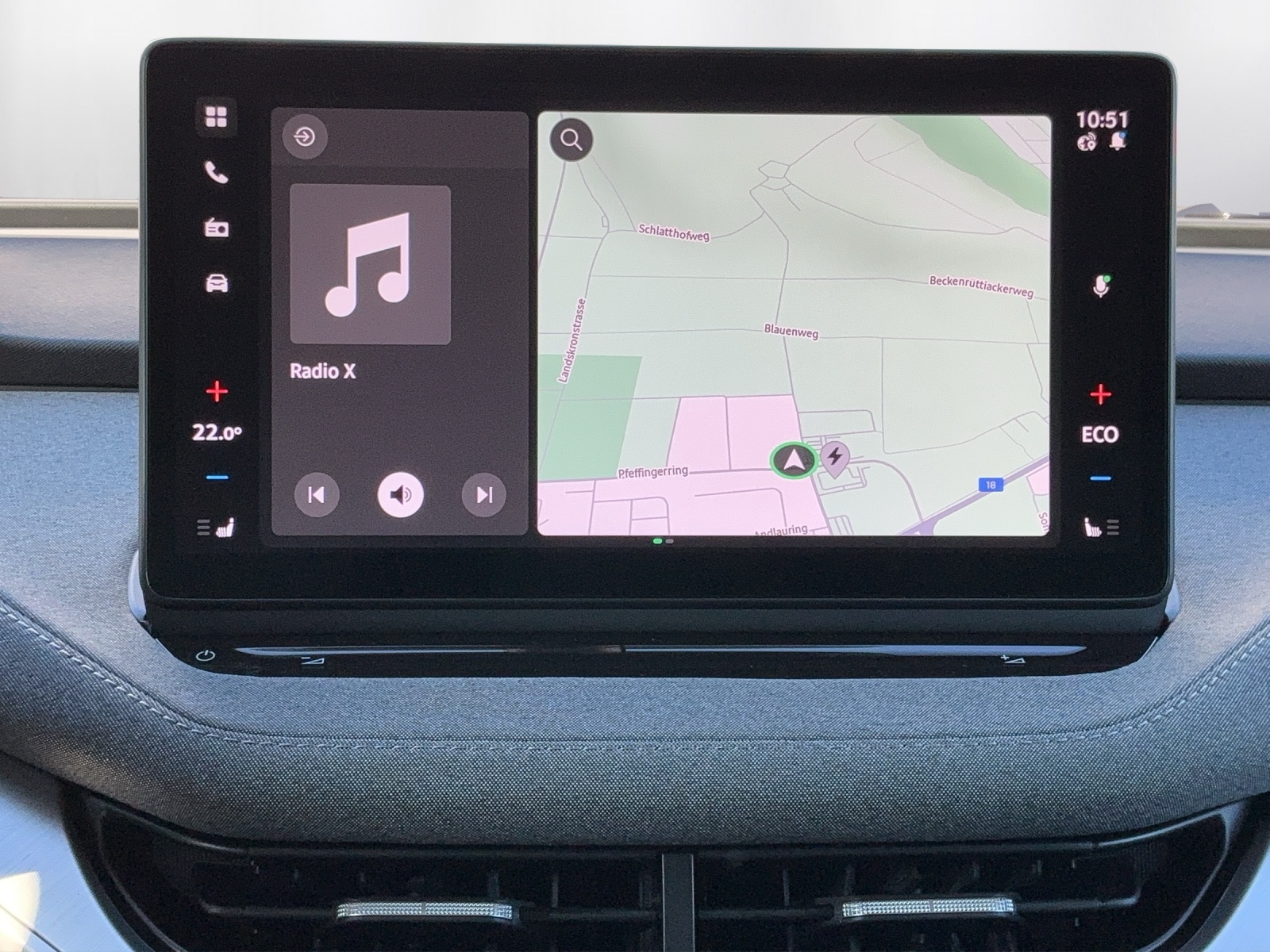 SKODA Enyaq 85x Dynamic 4x4 - 9