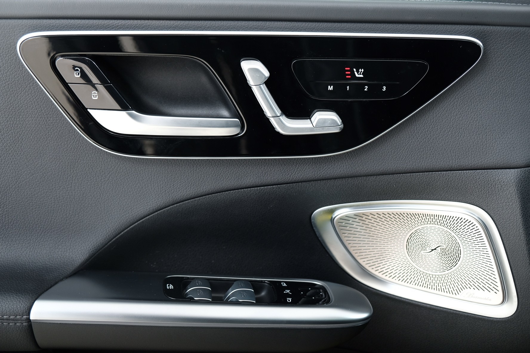 MERCEDES-BENZ C 300 4Matic AMG Line - 15