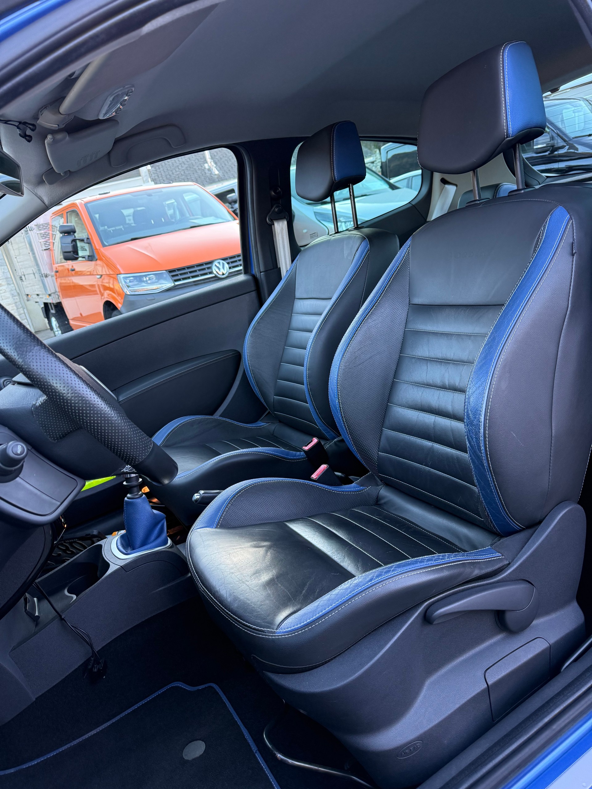 RENAULT Clio 2.0 16V RS Gordini - 12