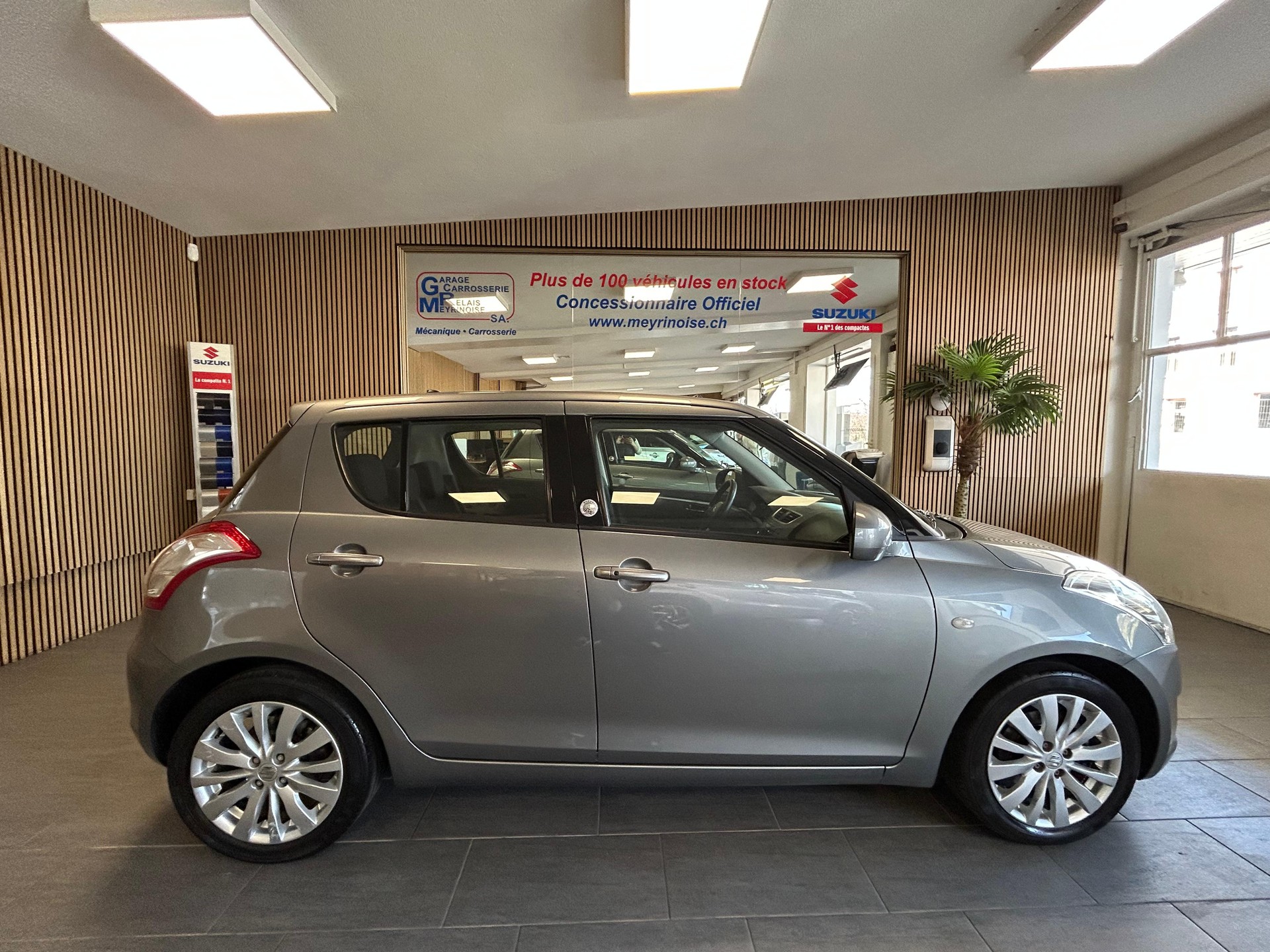 SUZUKI Swift 1.2 GL Top Indigo S/S