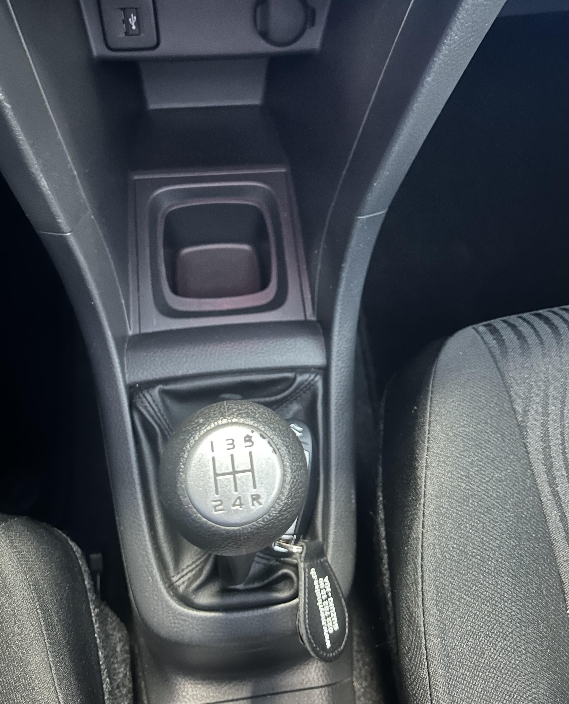 SUZUKI Swift 1.2 GL Top Indigo S/S - 12