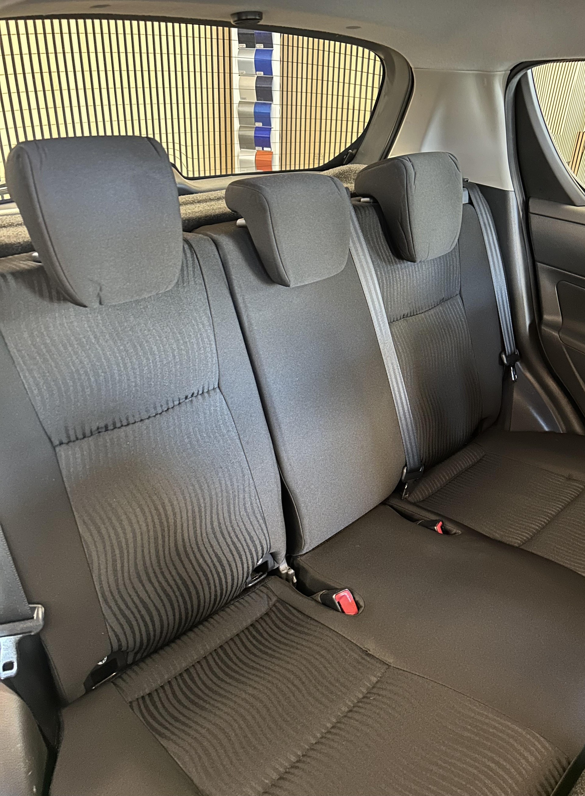 SUZUKI Swift 1.2 GL Top Indigo S/S - 16