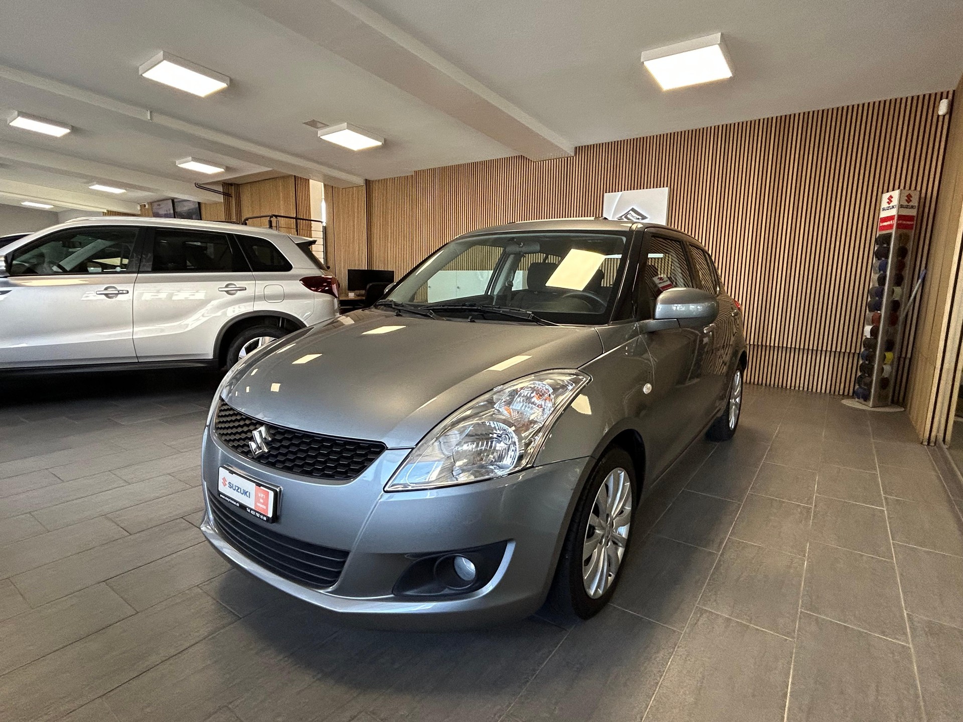 SUZUKI Swift 1.2 GL Top Indigo S/S - 5