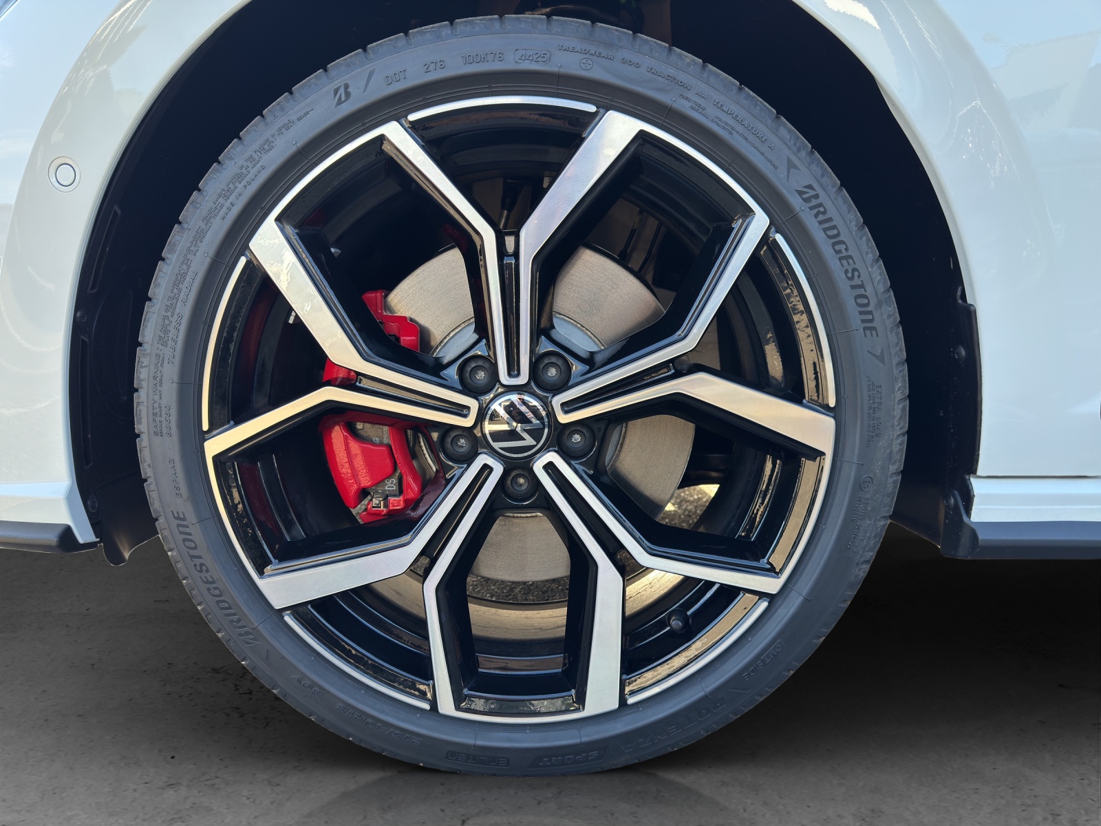 VW Polo 2.0 TSI GTI DSG - 13