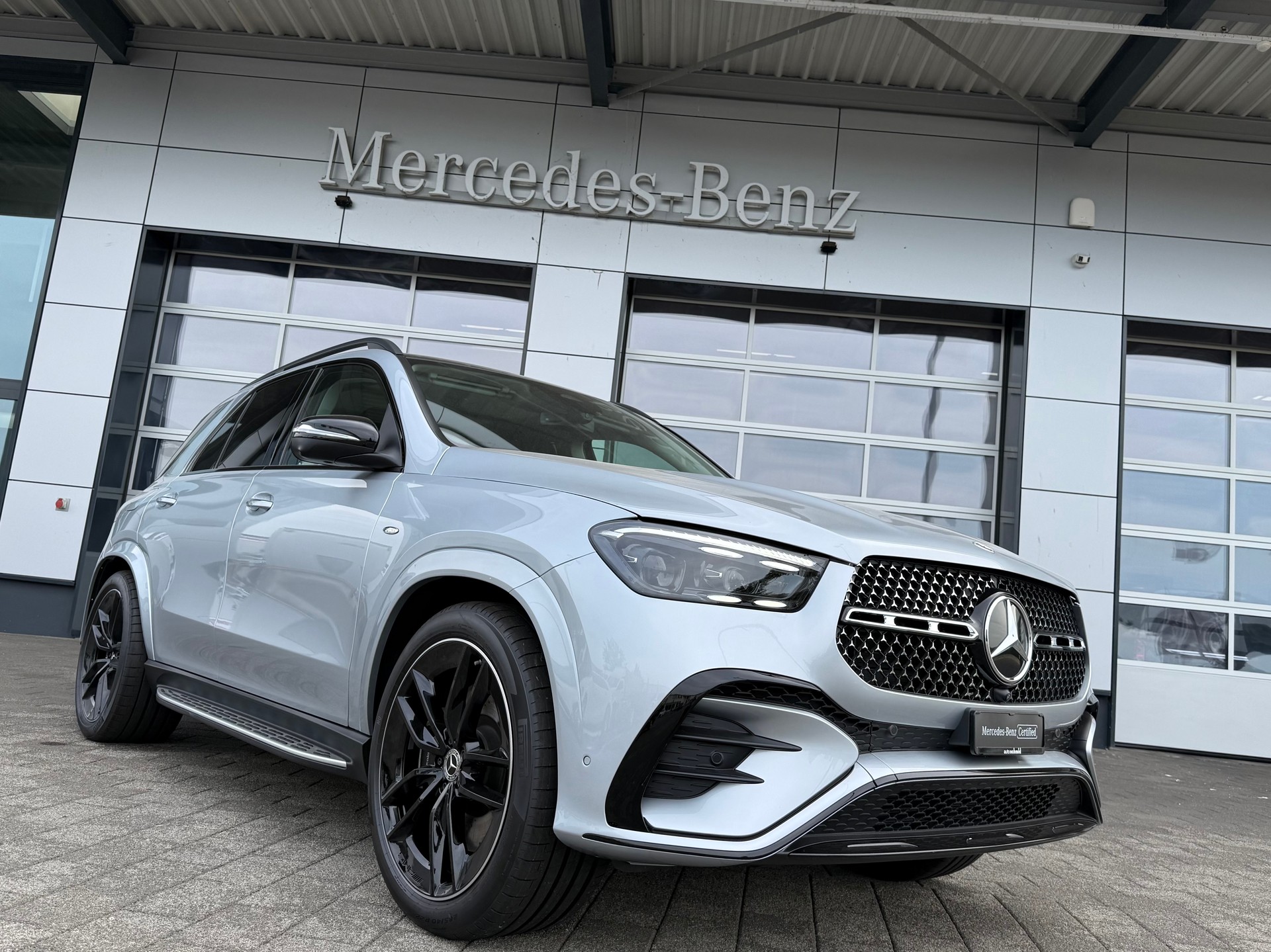 MERCEDES-BENZ GLE 350 de AMG Line 4Matic 9G-Tronic