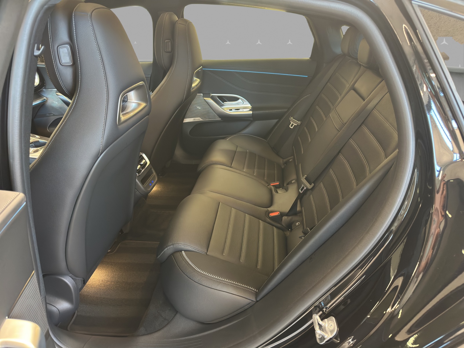 MERCEDES-BENZ C 400 4Matic elektrisch - 14