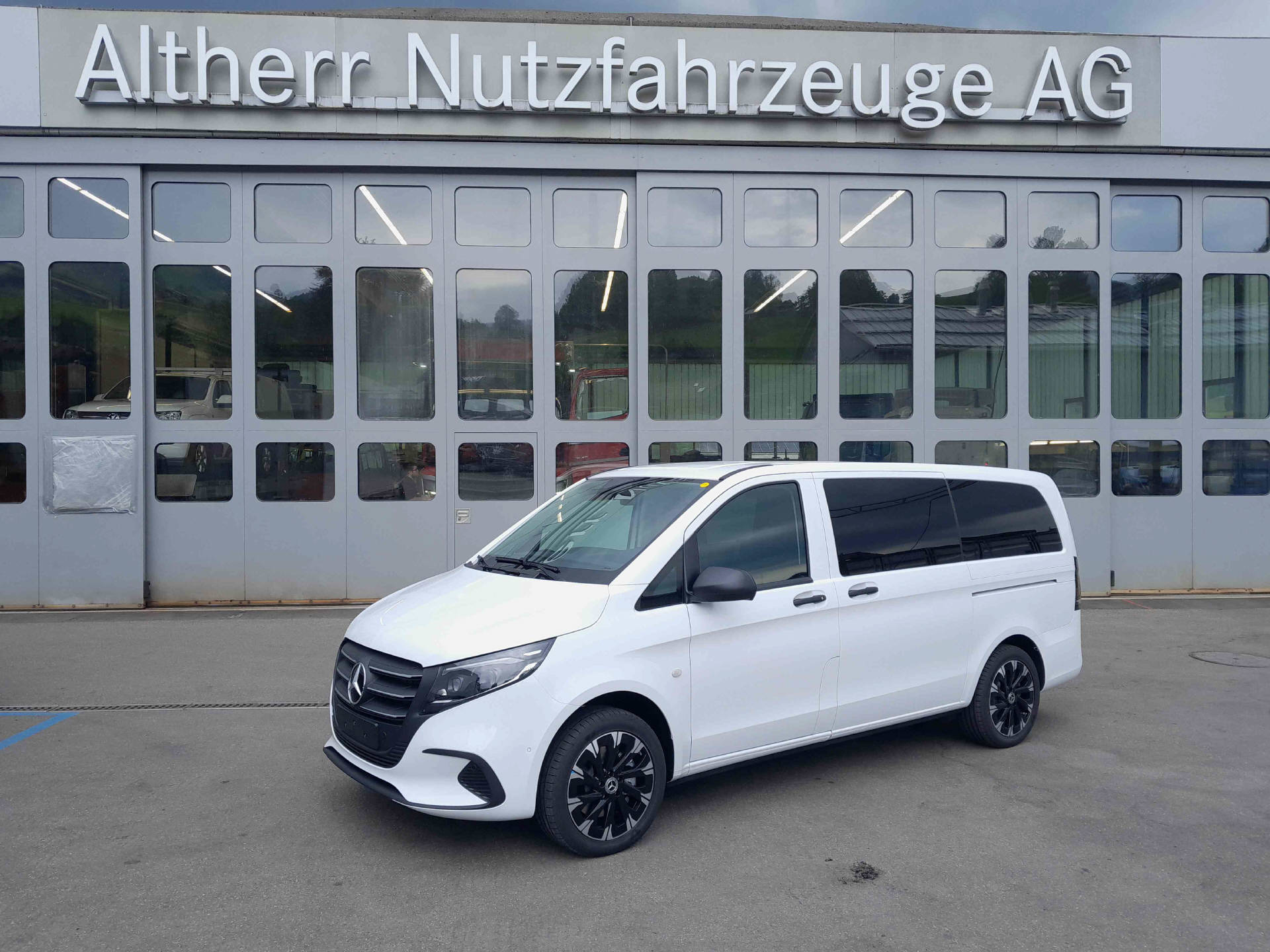 MERCEDES-BENZ Vito 116 CDI KB L 4x4 Family