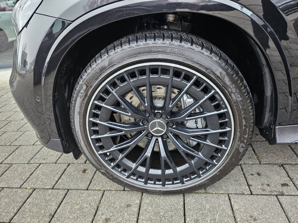 MERCEDES-BENZ GLC 43 AMG 4Matic Executive Edition - 13