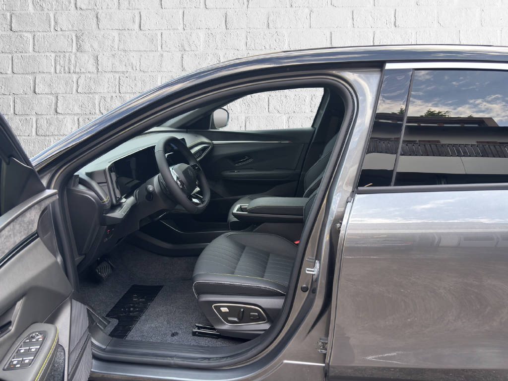 RENAULT Megane - 6