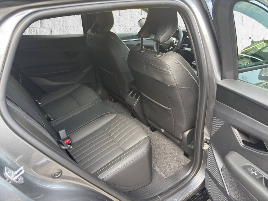 RENAULT Megane - 11