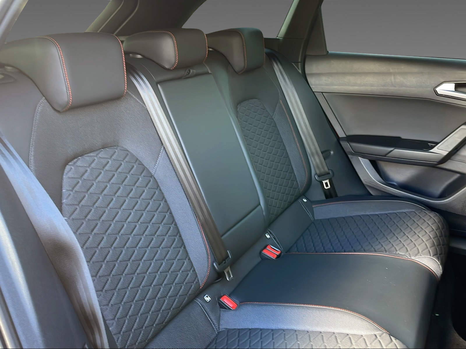 SEAT Leon ST 1.4 eHybrid Move FR DSG - 8