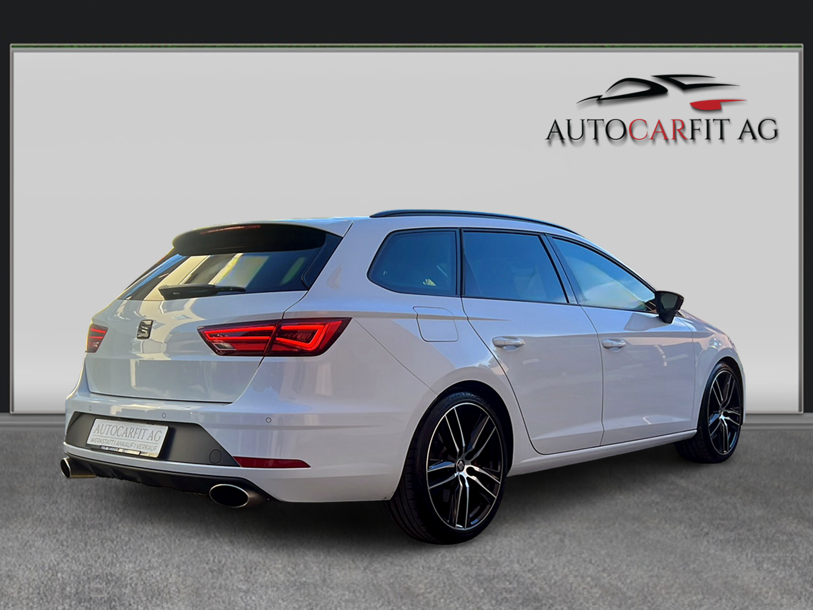 SEAT Leon ST 2.0 TSI Cupra 300 4 Drive DSG - 6