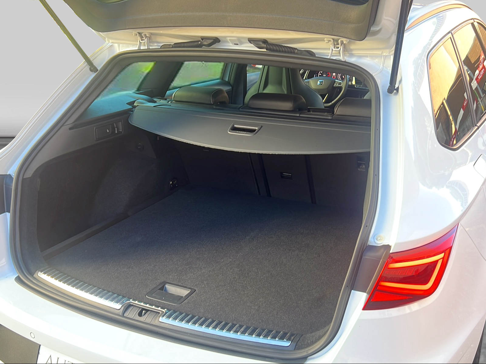 SEAT Leon ST 2.0 TSI Cupra 300 4 Drive DSG - 7
