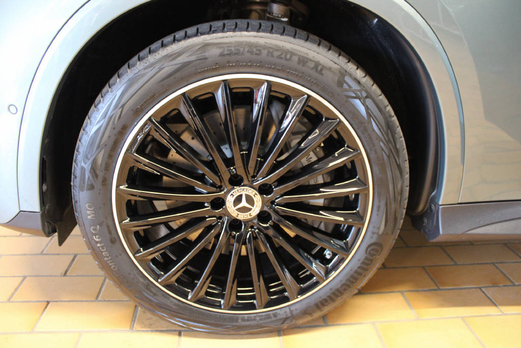 MERCEDES-BENZ GLC 300 e 4Matic AMG Line EQ Star - 17