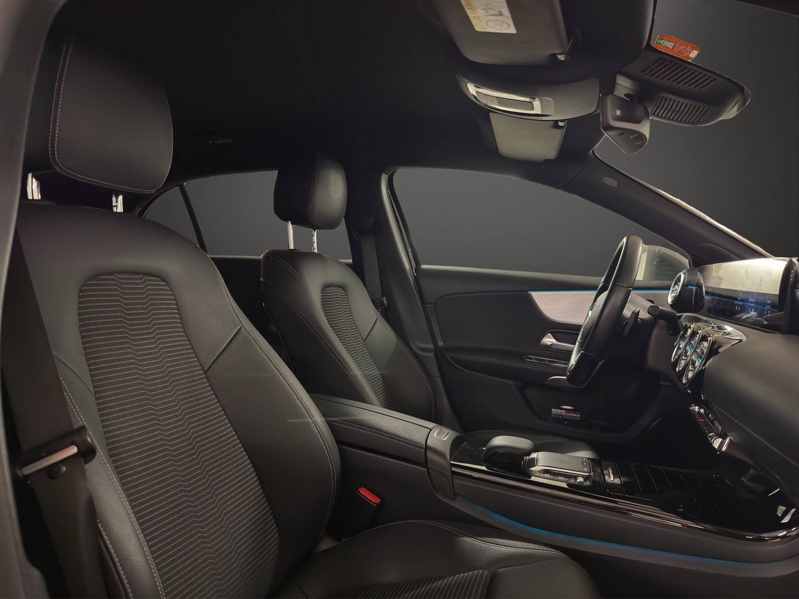 MERCEDES-BENZ A 180 Night Star 7G-DCT - 14