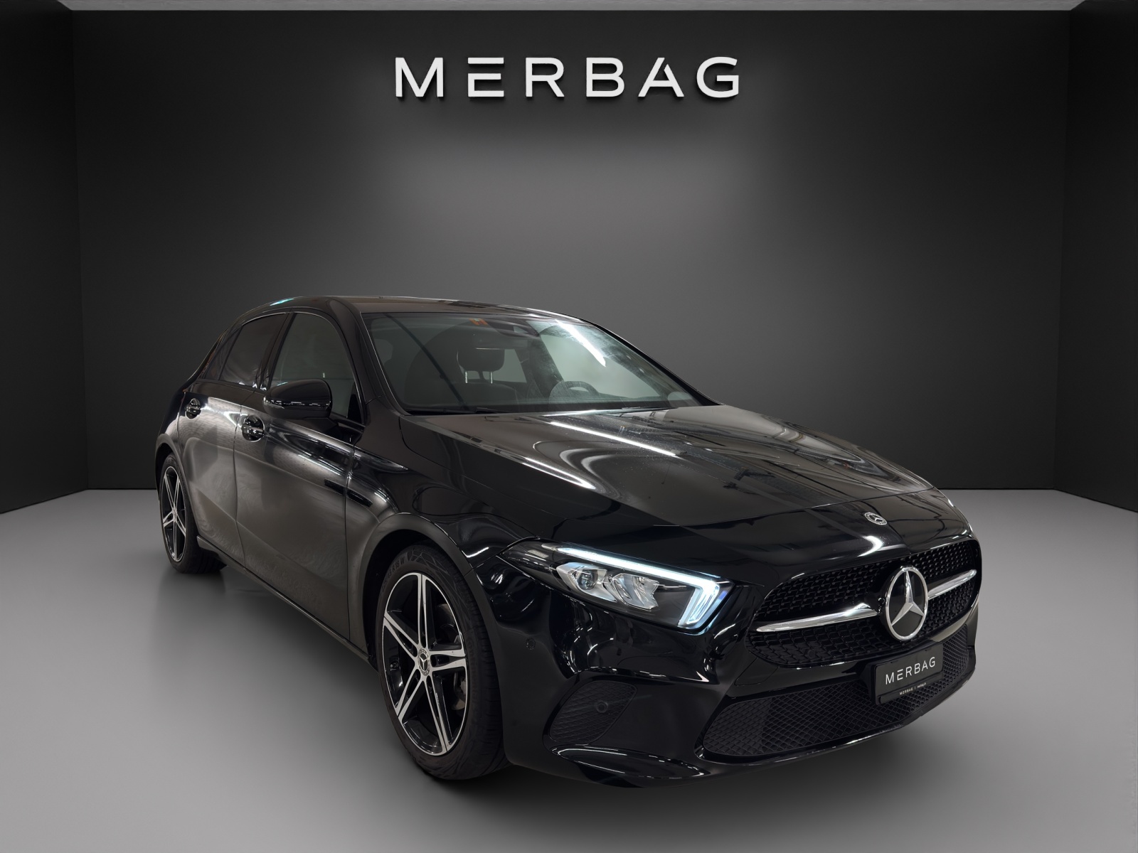 MERCEDES-BENZ A 180 Night Star 7G-DCT