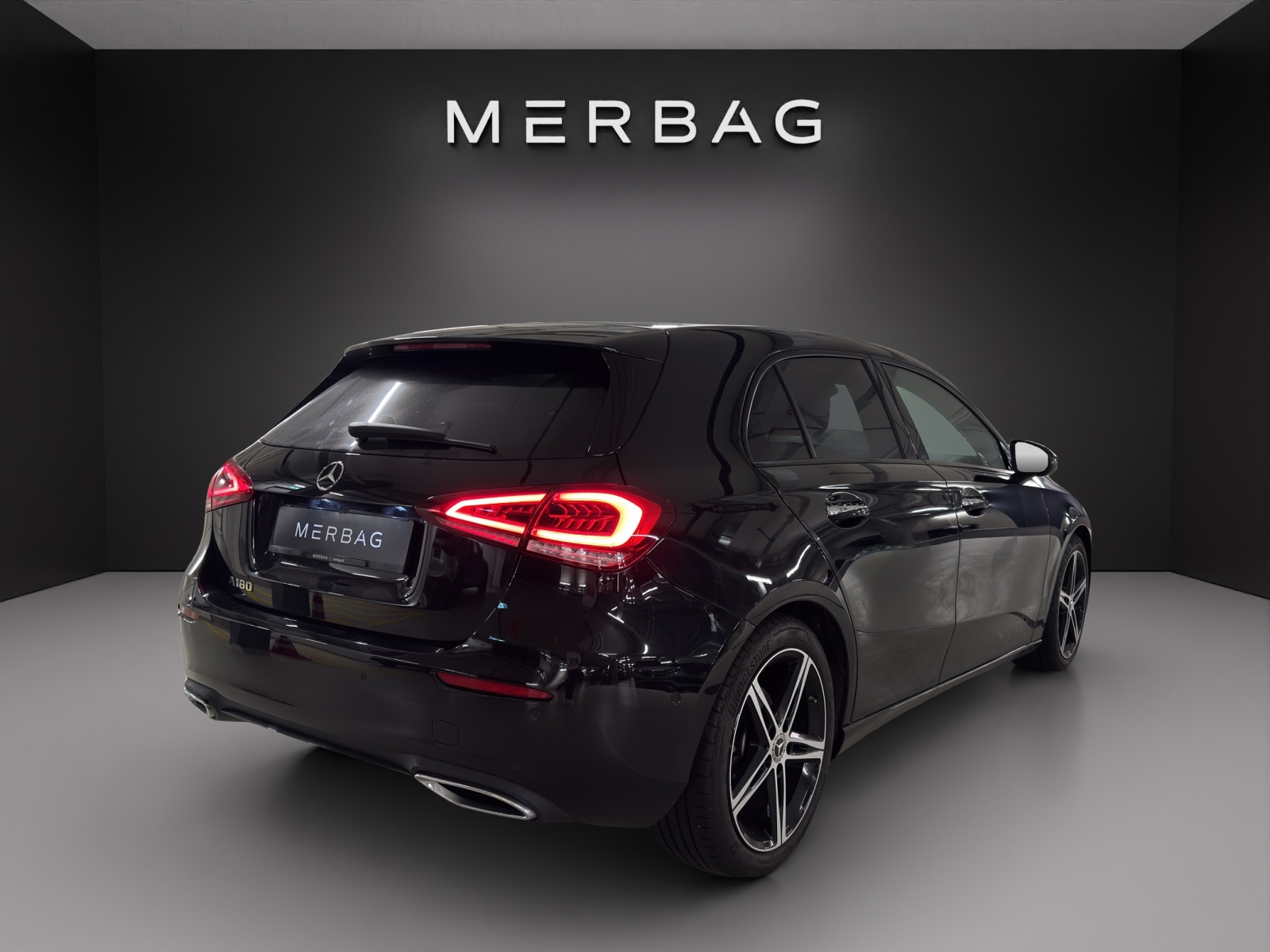 MERCEDES-BENZ A 180 Night Star 7G-DCT - 7