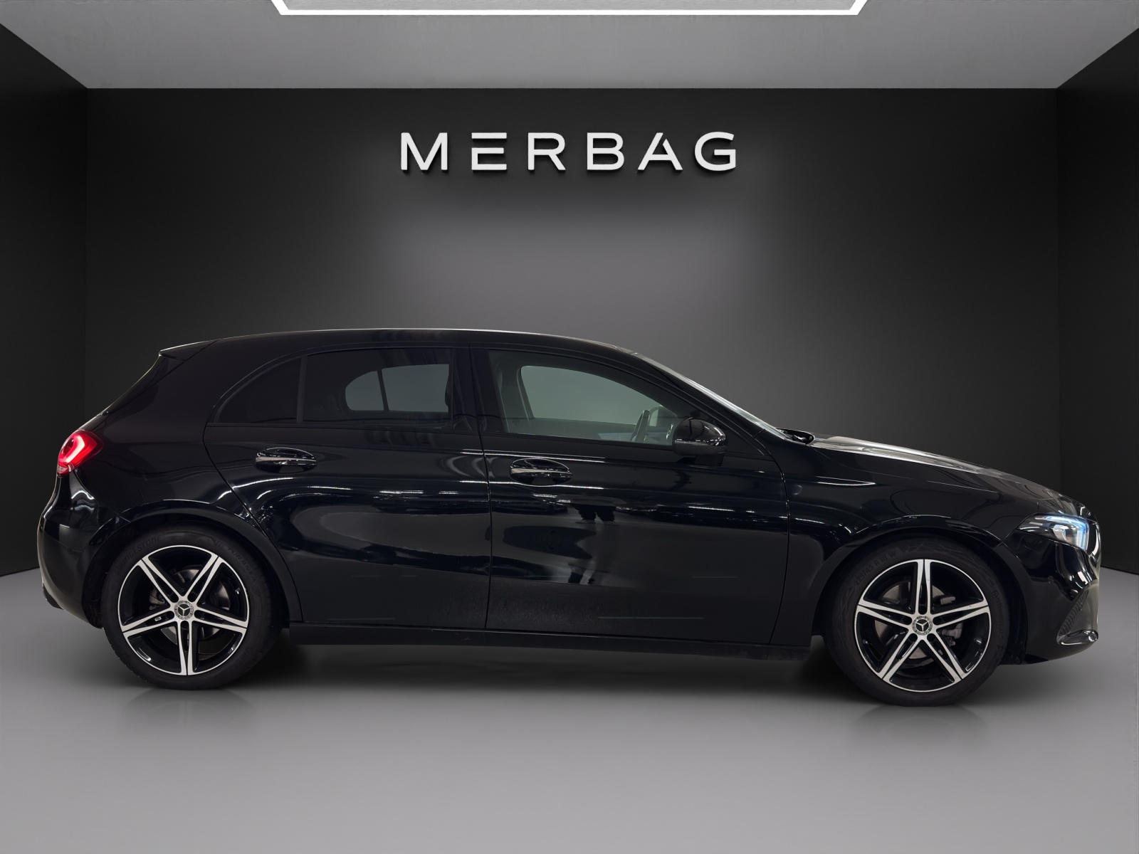 MERCEDES-BENZ A 180 Night Star 7G-DCT - 8