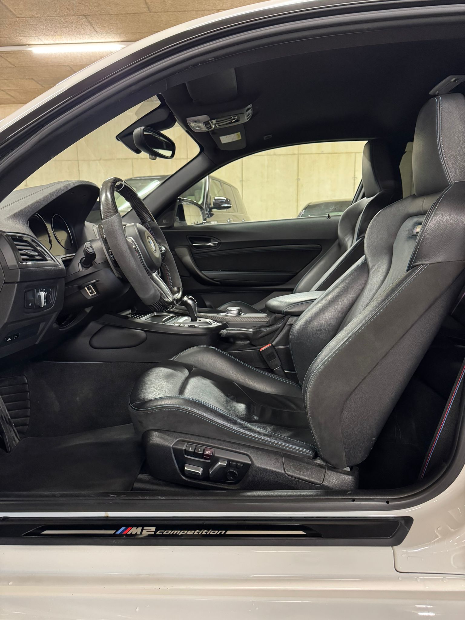 BMW M2 Competition - 9