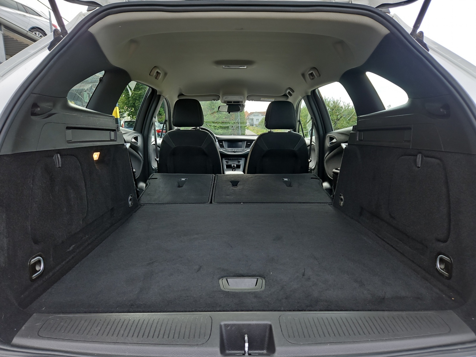 OPEL Astra Sports Tourer 1.4 T Edition S/S - 10