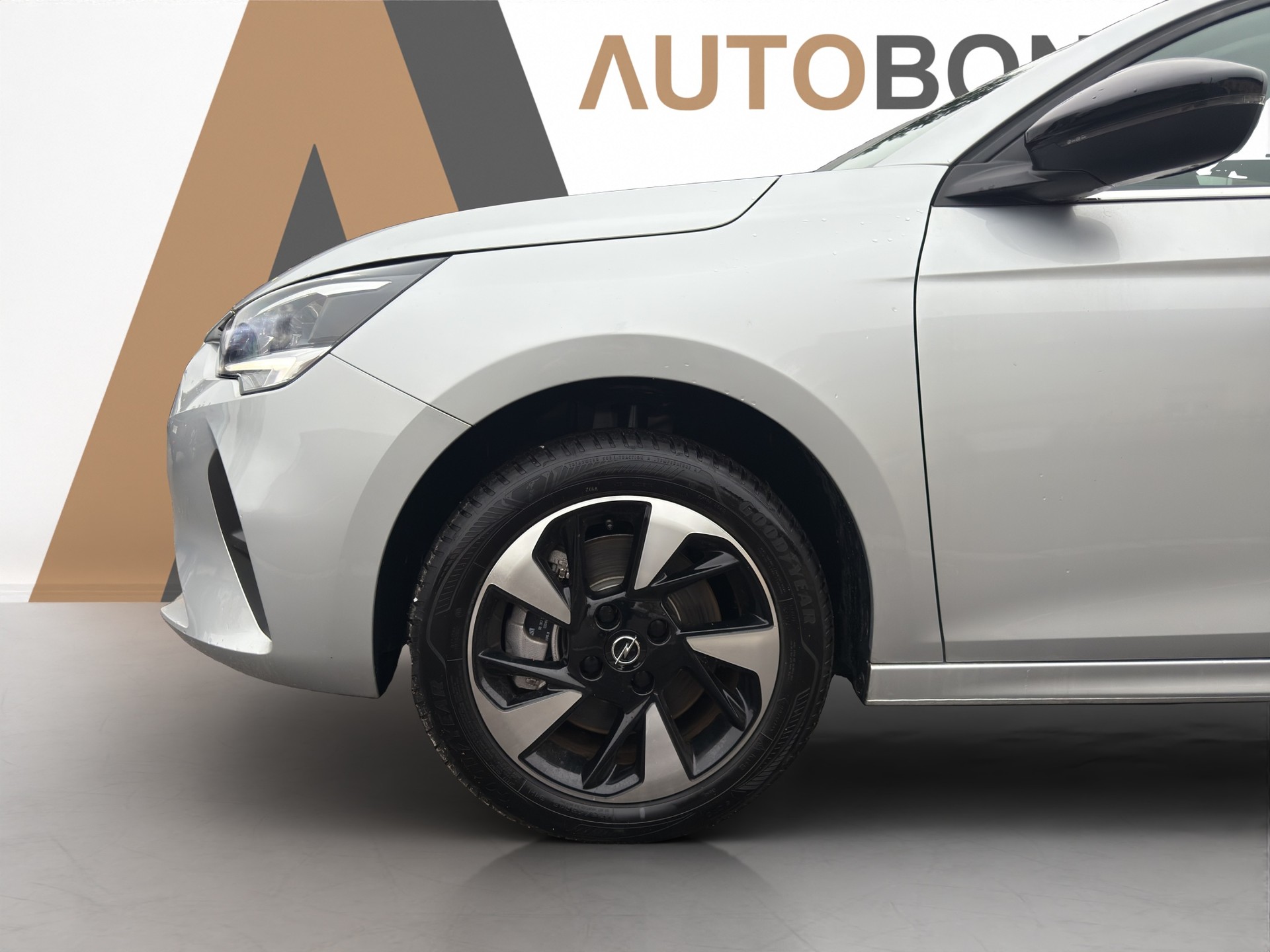 OPEL Corsa e-Elegance 50Kwh - 19