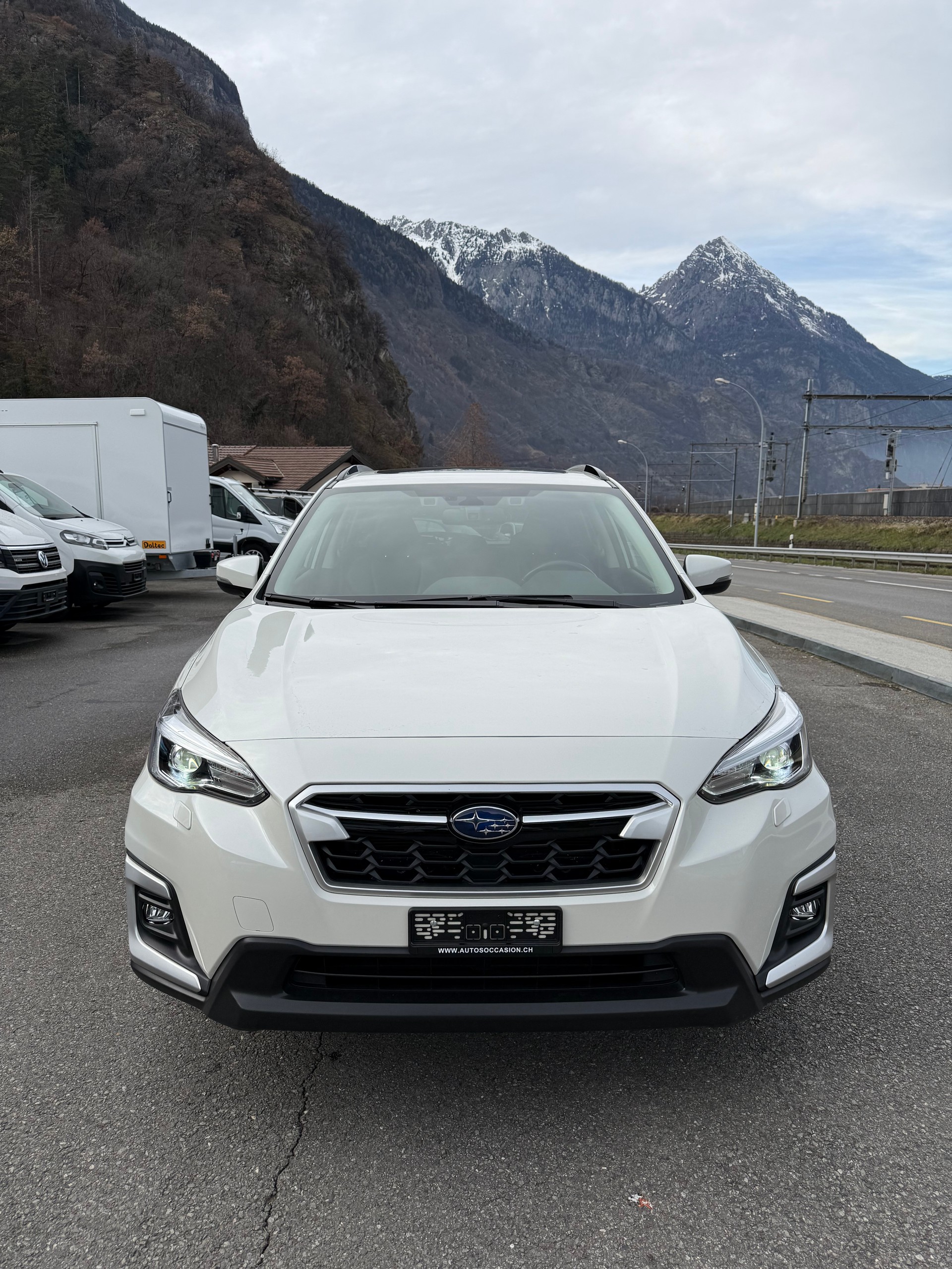 SUBARU XV 2.0 e-Boxer Luxury AWD Lineartronic - 4